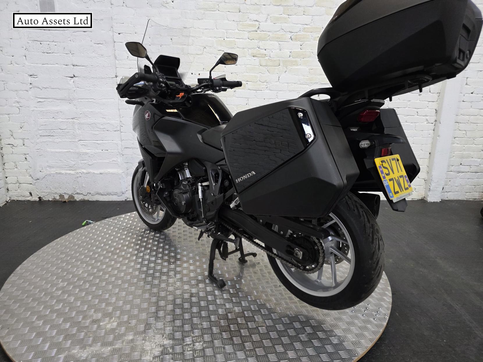 Honda NT1100 1100 Tourer Petrol Manual Euro 5 (102 ps)