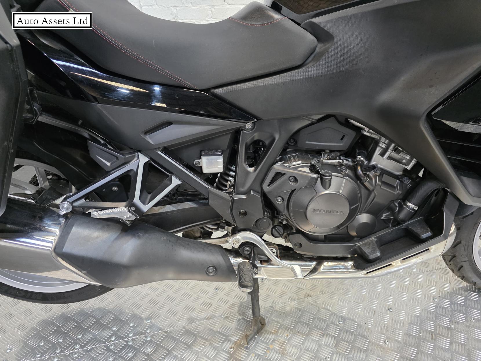 Honda NT1100 1100 Tourer Petrol Manual Euro 5 (102 ps)