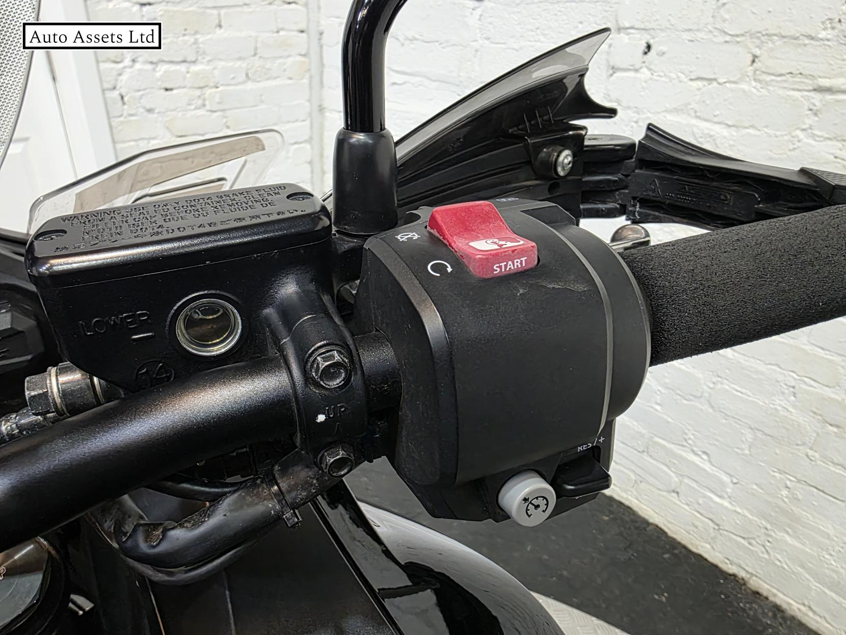 Honda NT1100 1100 Tourer Petrol Manual Euro 5 (102 ps)