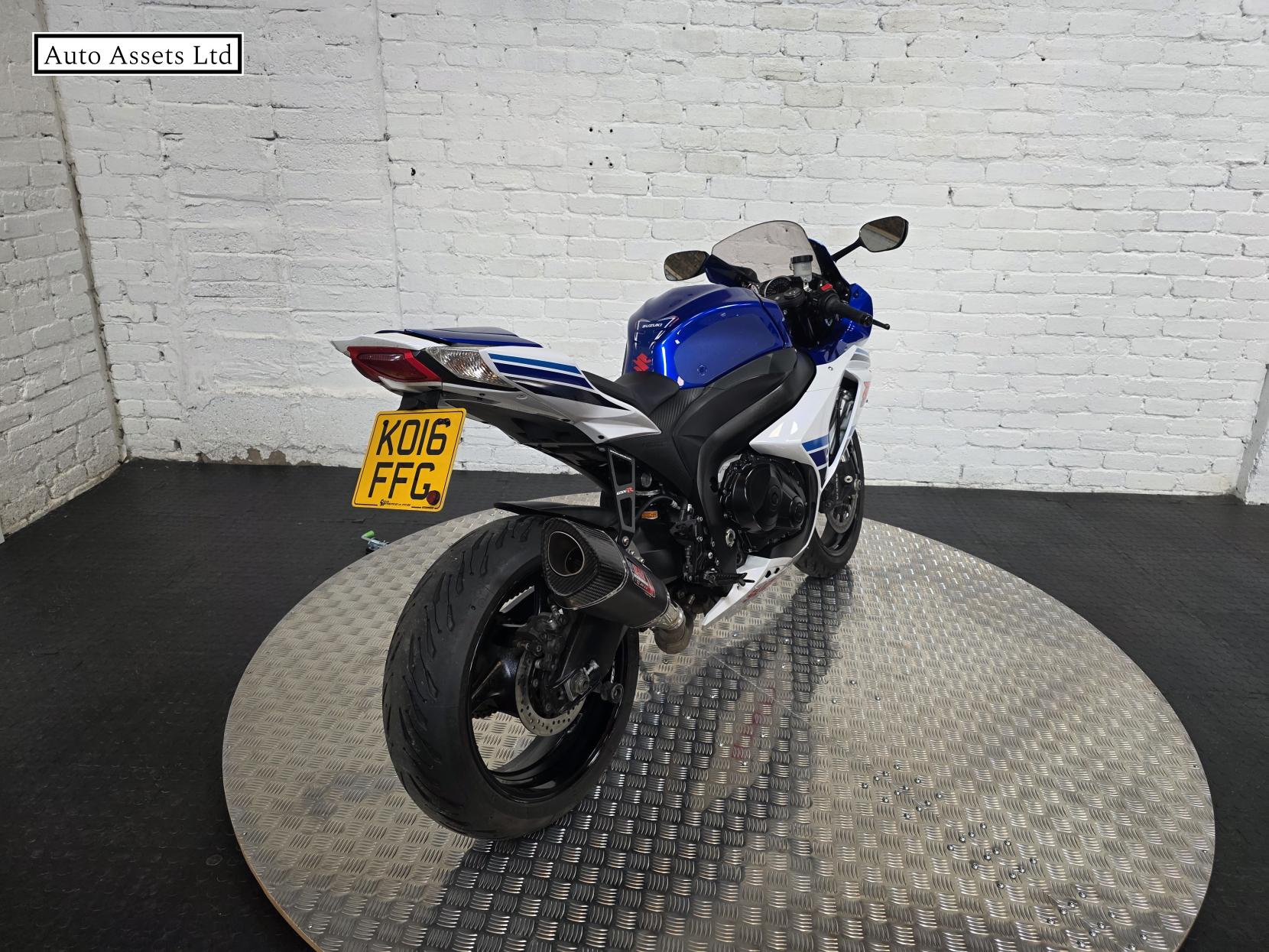 Suzuki GSX-R1000 1000 Super Sports Petrol Manual Euro 4 (184 ps)