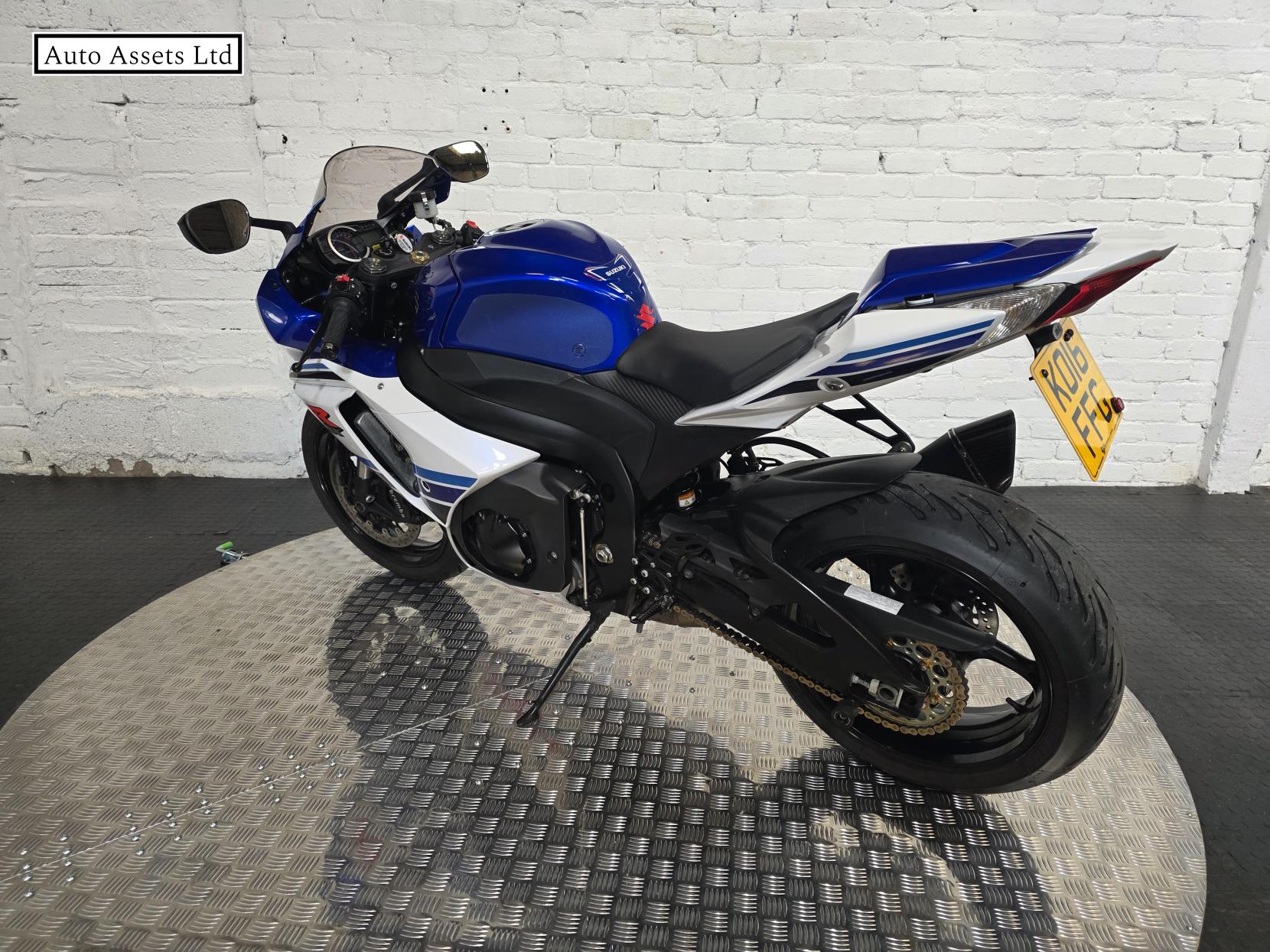 Suzuki GSX-R1000 1000 Super Sports Petrol Manual Euro 4 (184 ps)