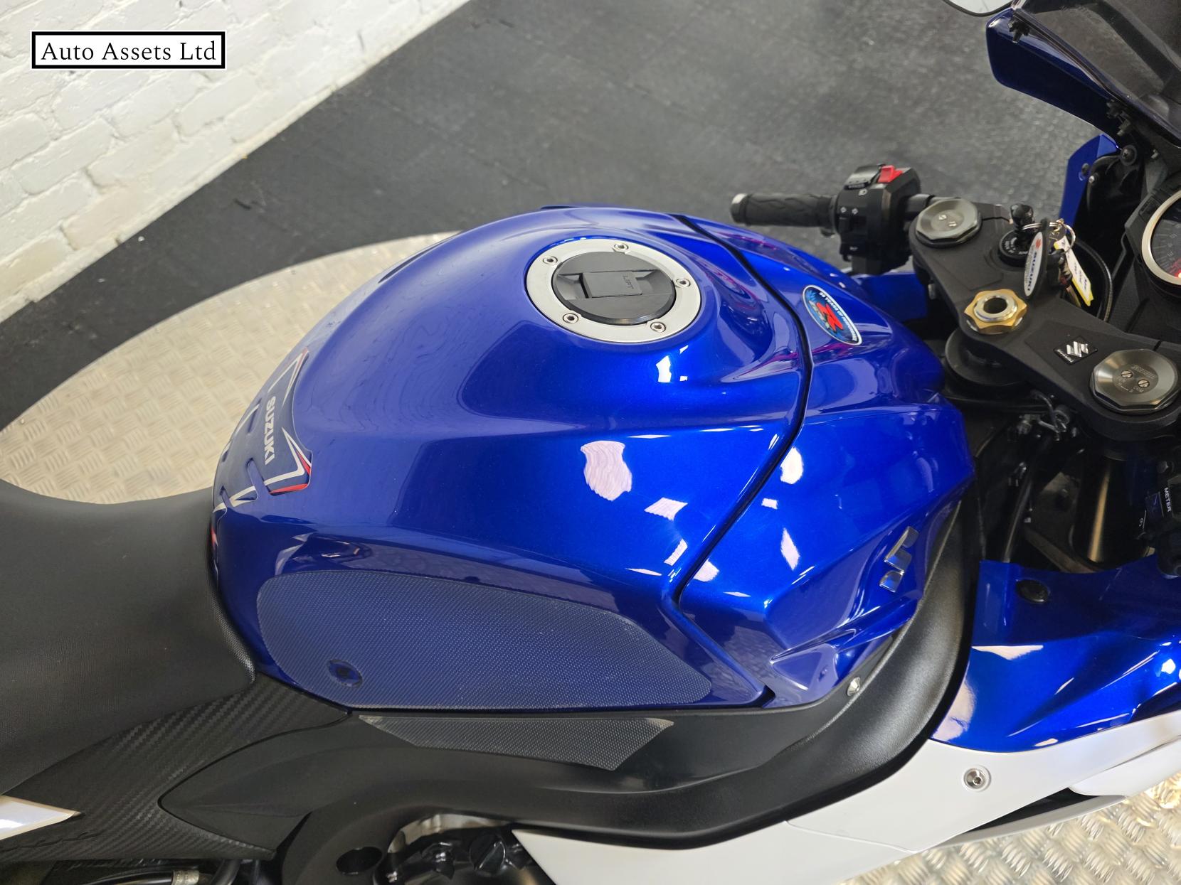 Suzuki GSX-R1000 1000 Super Sports Petrol Manual Euro 4 (184 ps)