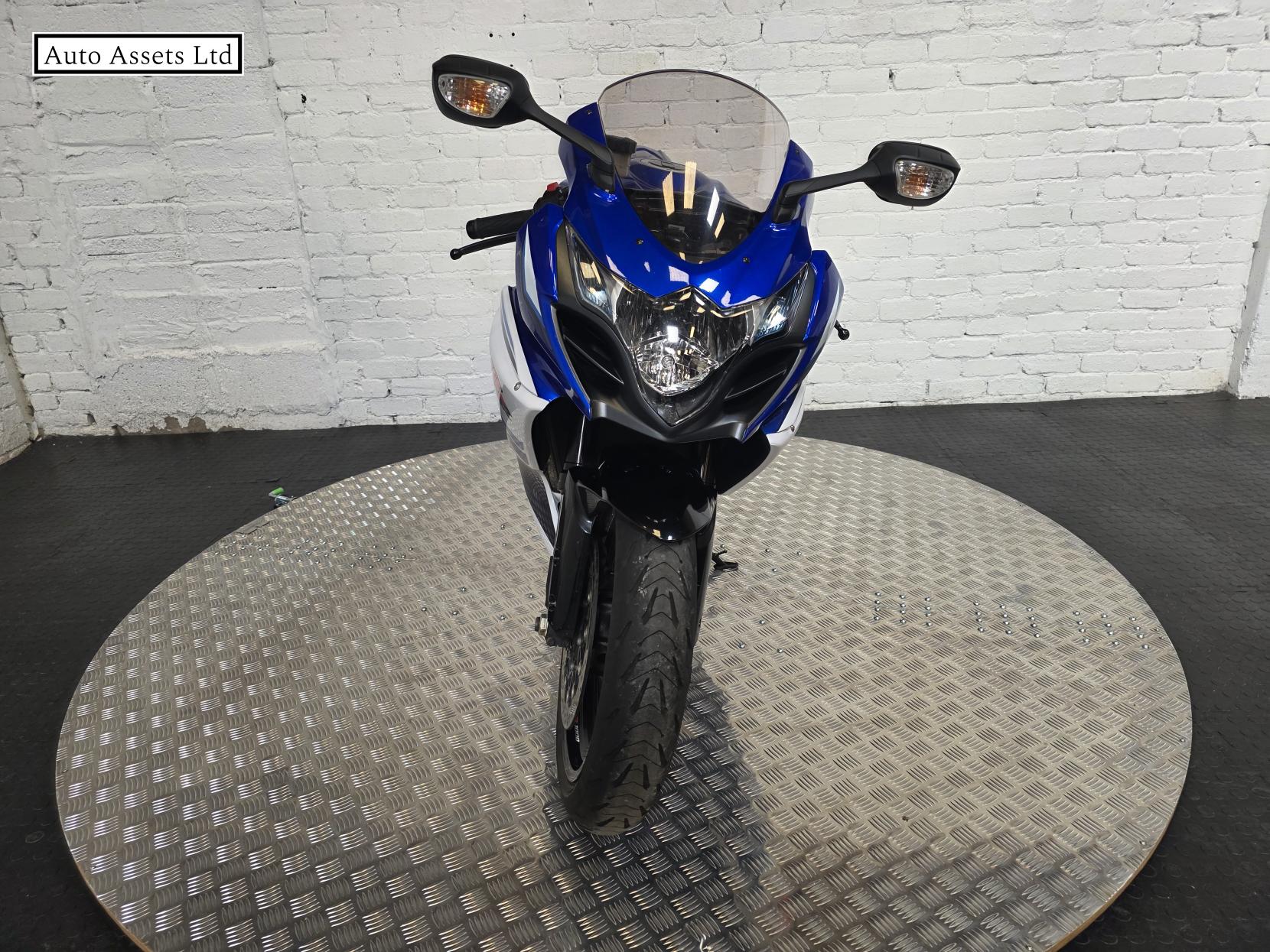 Suzuki GSX-R1000 1000 Super Sports Petrol Manual Euro 4 (184 ps)