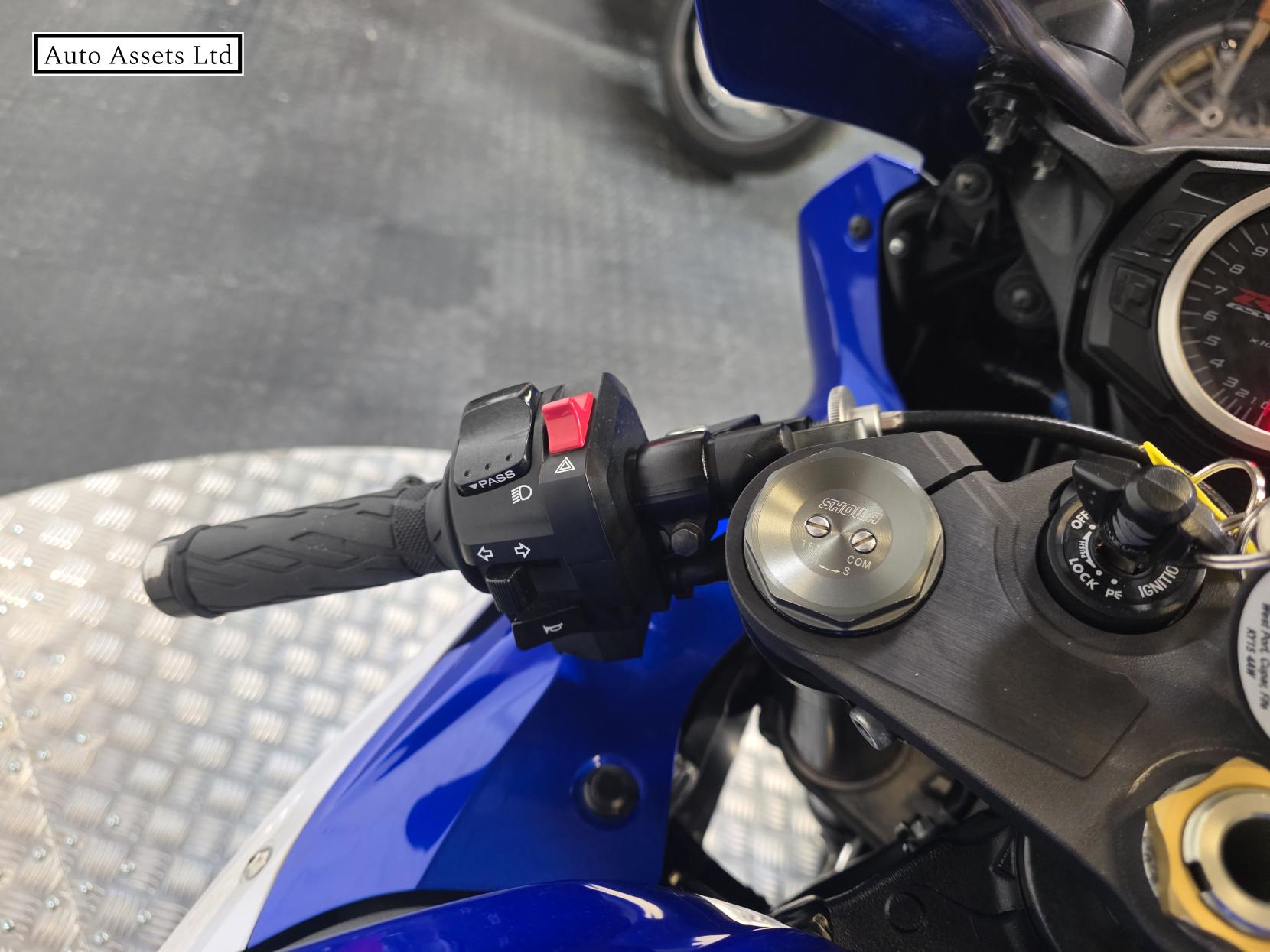 Suzuki GSX-R1000 1000 Super Sports Petrol Manual Euro 4 (184 ps)