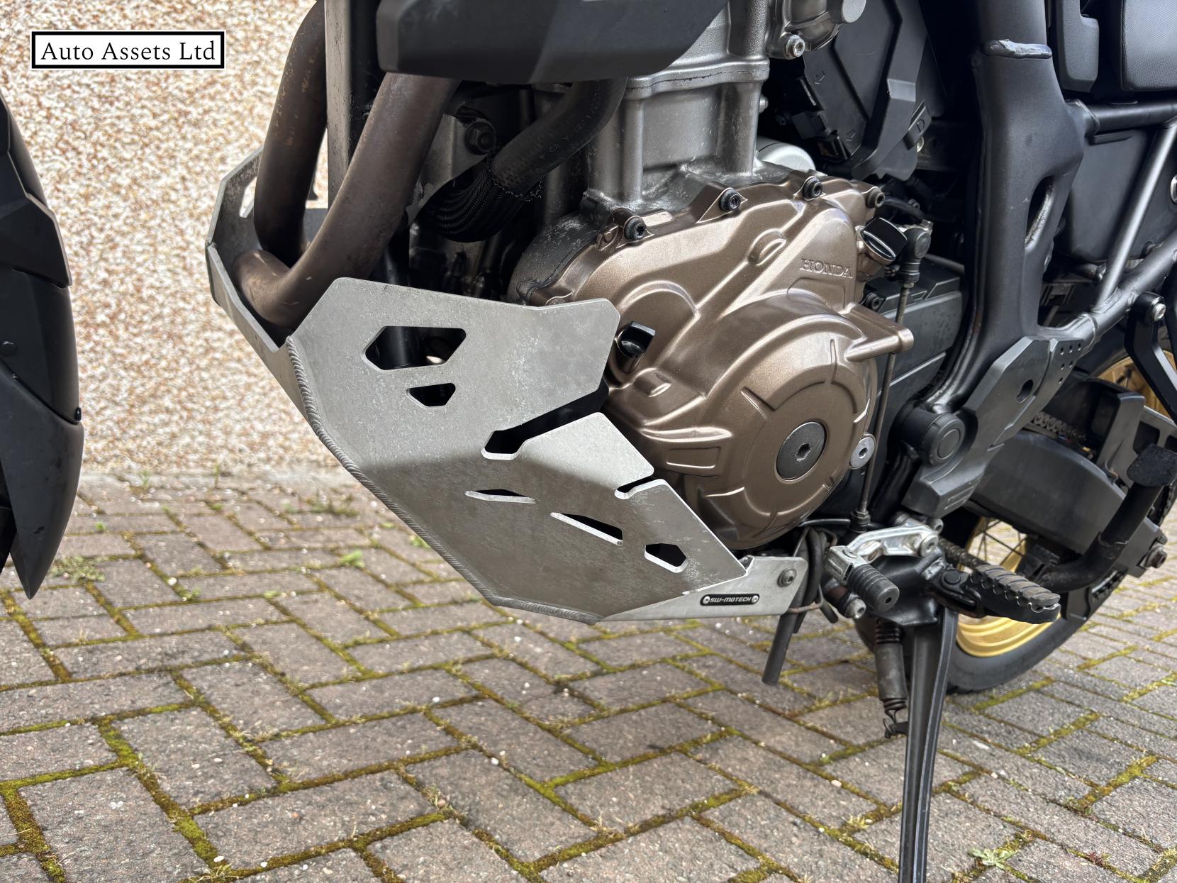 Honda CRF1000L Africa Twin 1000 Adventure Petrol Manual Euro 4 (95 ps)