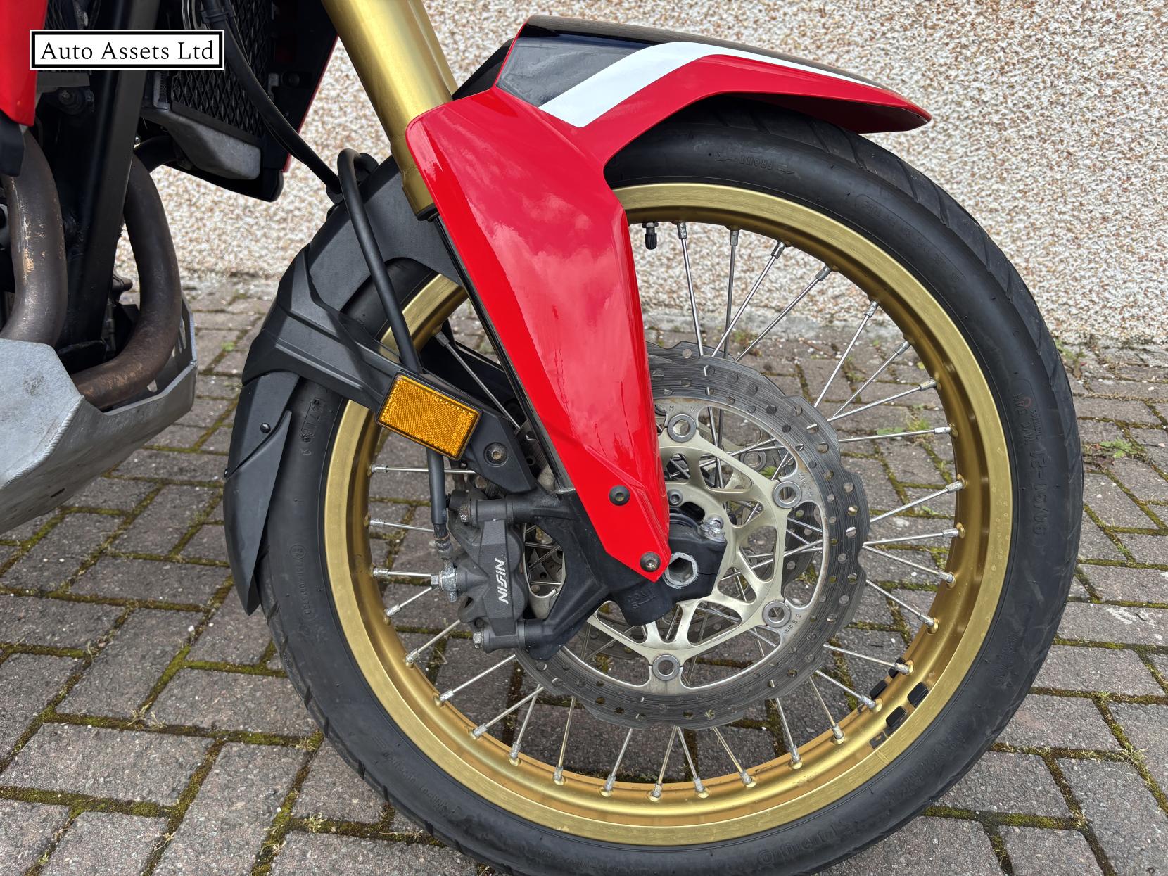 Honda CRF1000L Africa Twin 1000 Adventure Petrol Manual Euro 4 (95 ps)