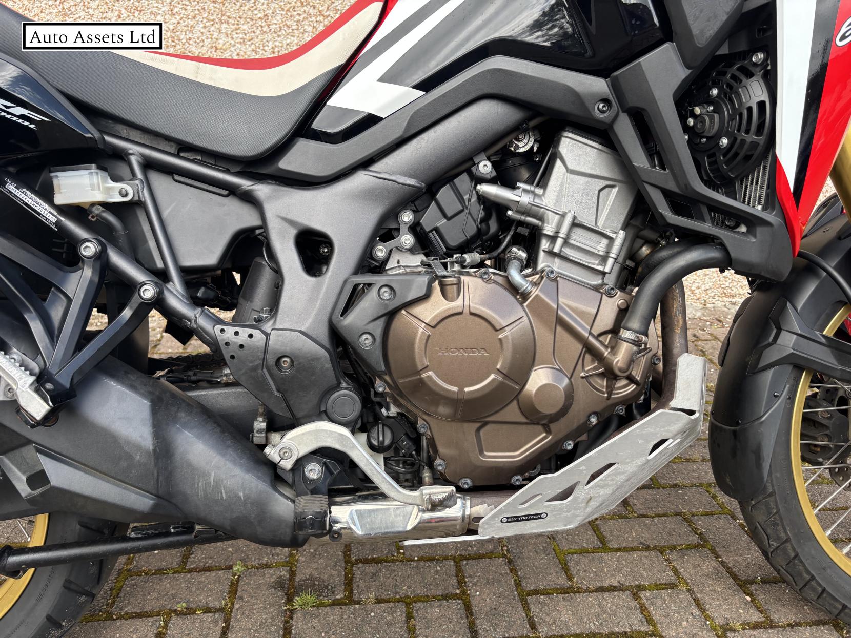 Honda CRF1000L Africa Twin 1000 Adventure Petrol Manual Euro 4 (95 ps)
