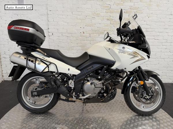 Suzuki V-Strom 650 650 Adventure Petrol Manual (66 ps)