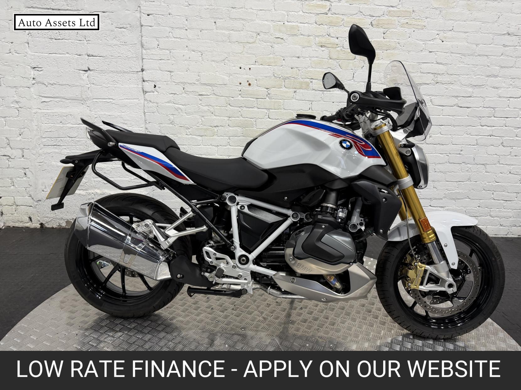 BMW R 1250 R 1250 SE Naked Petrol Manual Euro 5 (136 ps)