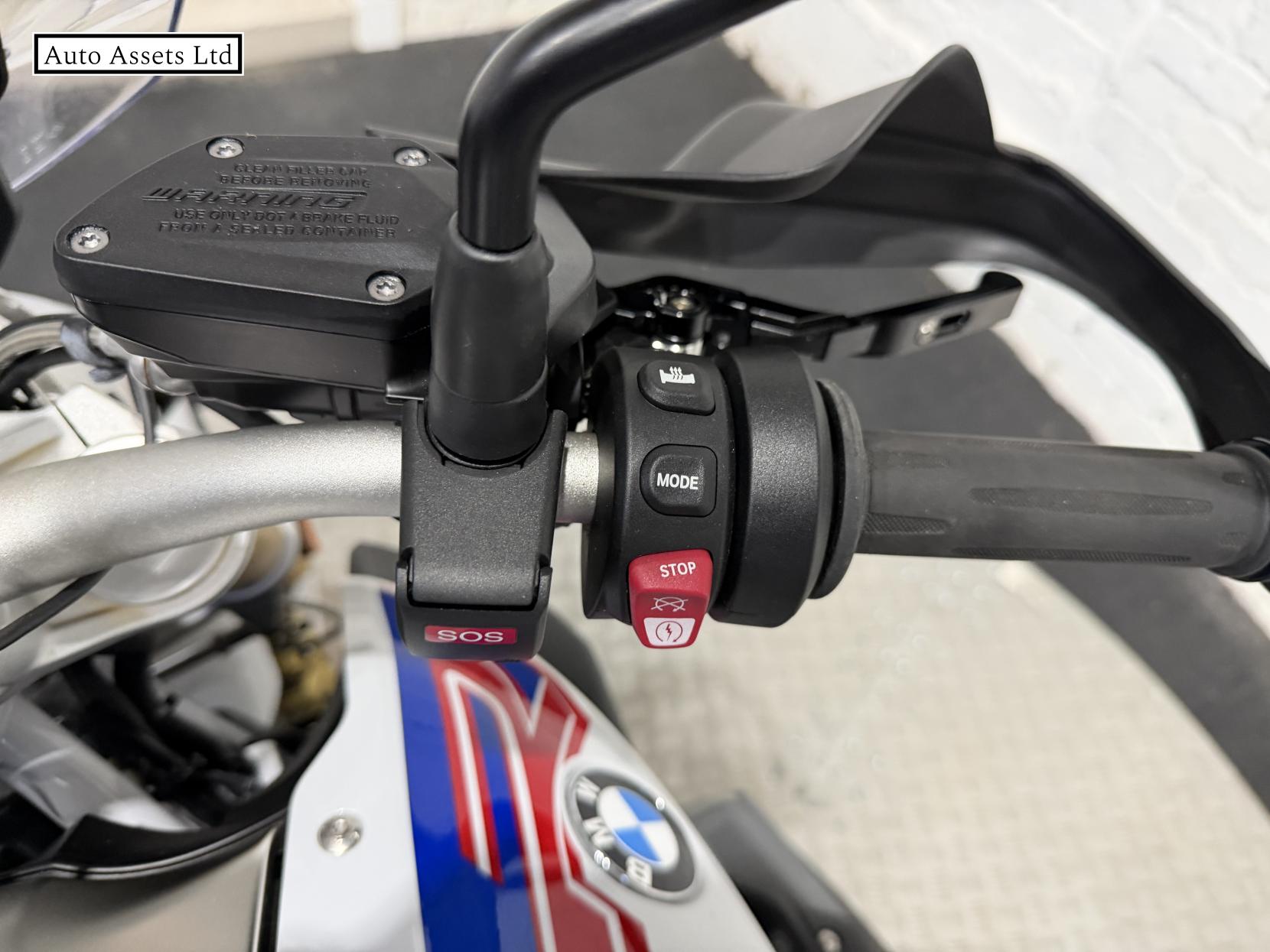 BMW R 1250 R 1250 SE Naked Petrol Manual Euro 5 (136 ps)