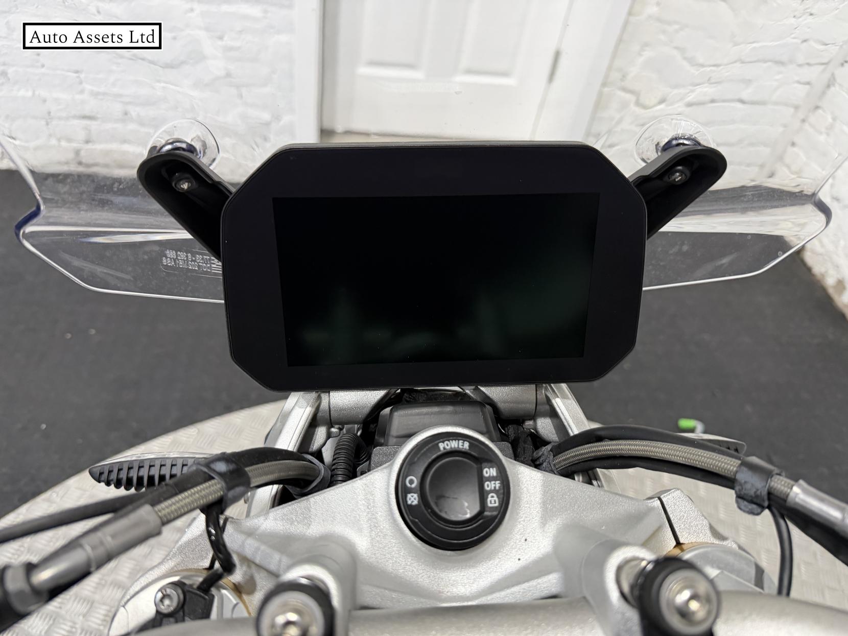 BMW R 1250 R 1250 SE Naked Petrol Manual Euro 5 (136 ps)