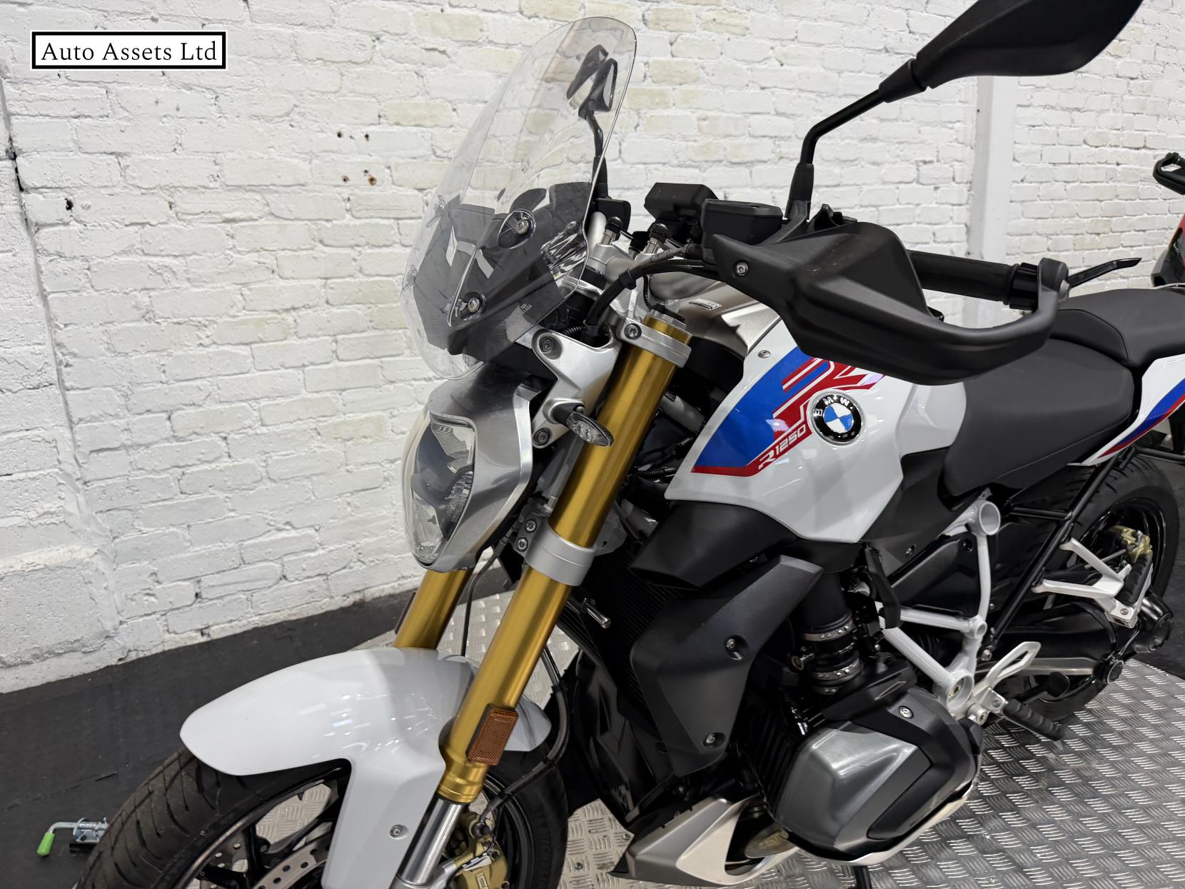 BMW R 1250 R 1250 SE Naked Petrol Manual Euro 5 (136 ps)