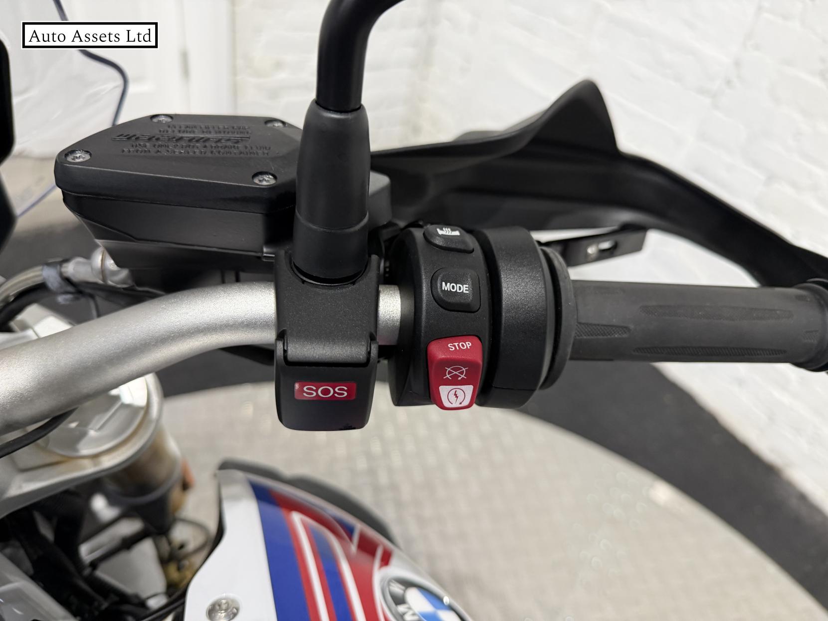 BMW R 1250 R 1250 SE Naked Petrol Manual Euro 5 (136 ps)