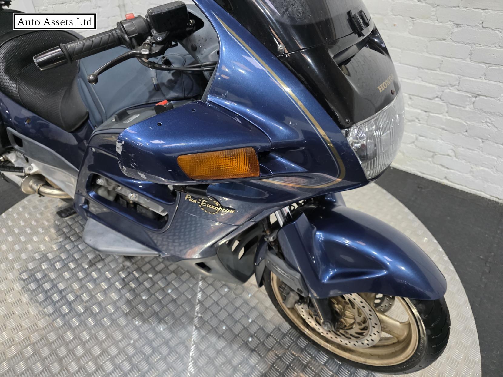 Honda ST1100 Pan European 1100