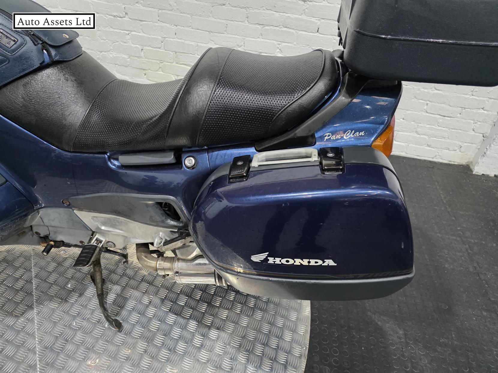 Honda ST1100 Pan European 1100