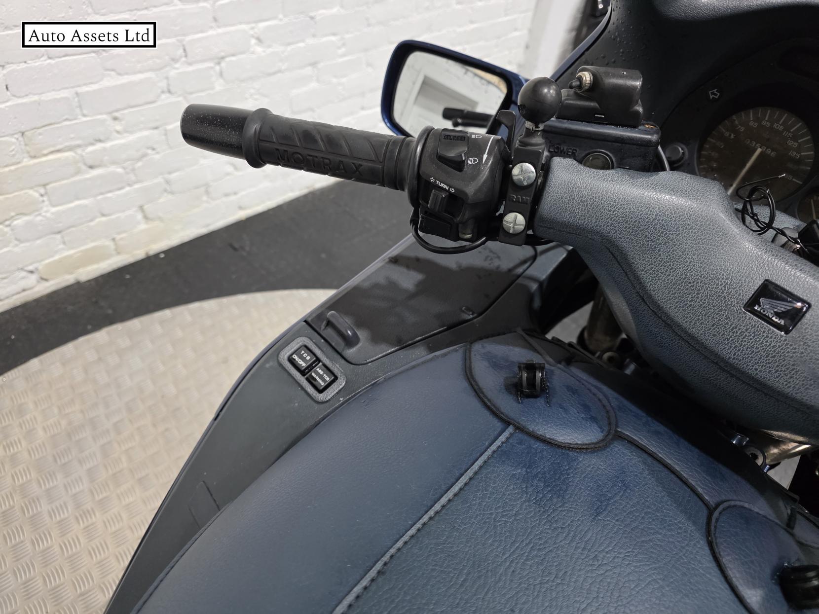 Honda ST1100 Pan European 1100