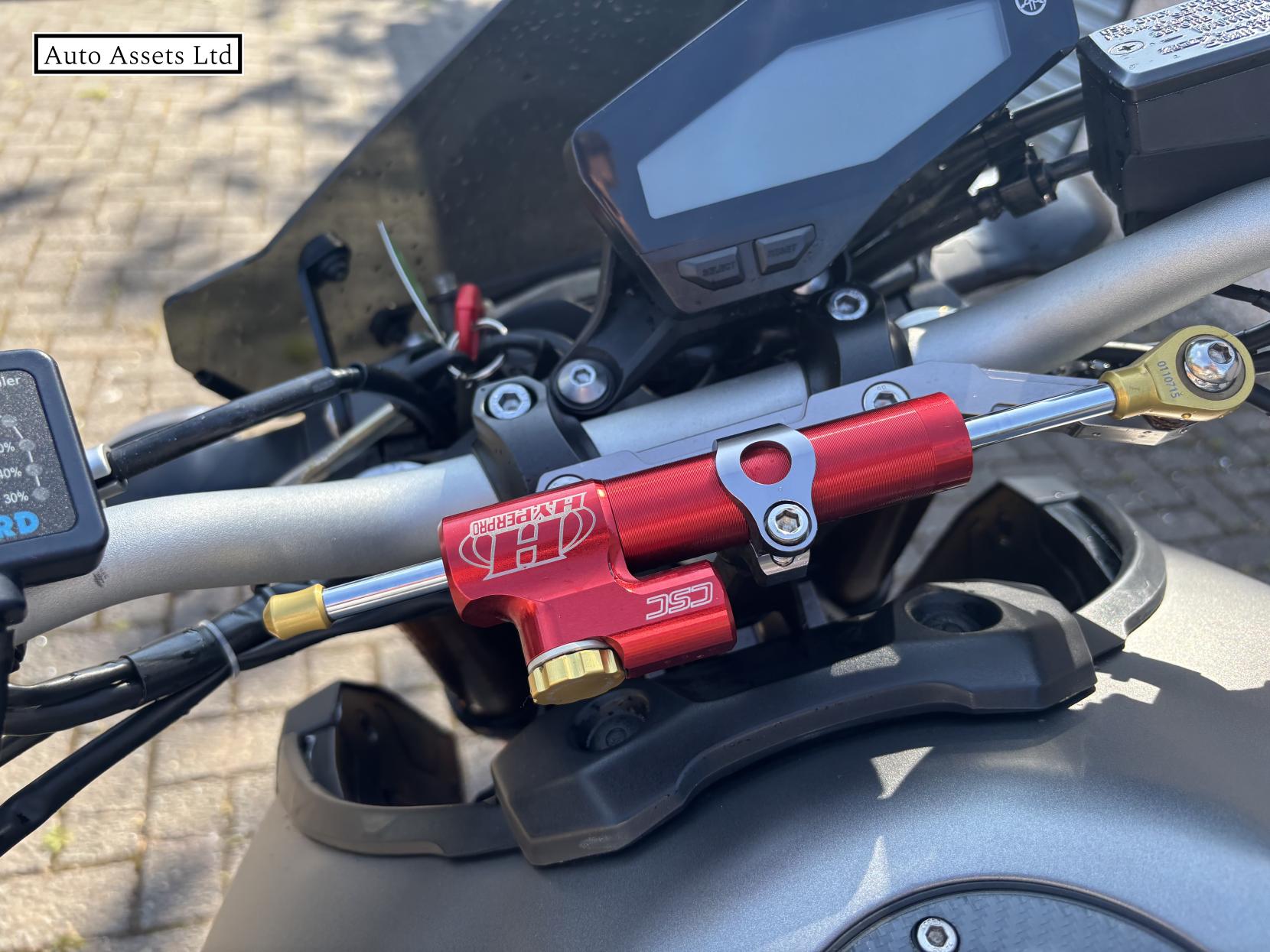Yamaha MT-09 900 ABS Naked Petrol Manual (117 ps)