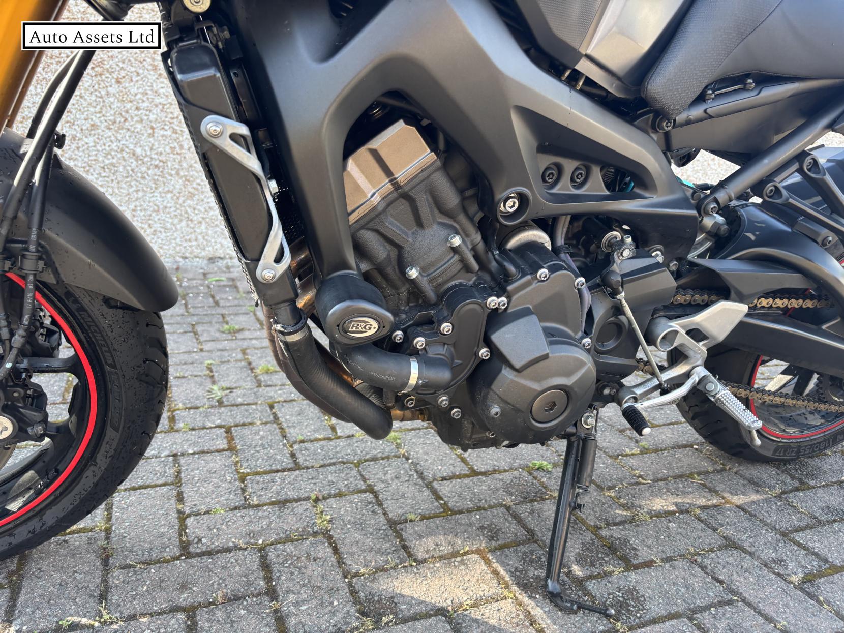 Yamaha MT-09 900 ABS Naked Petrol Manual (117 ps)