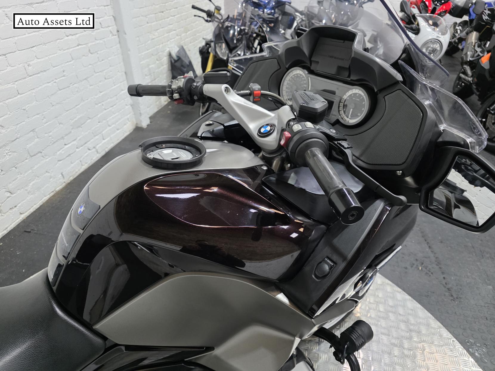 BMW R 1200 RT 1200 LE Sports Tourer Petrol Manual Euro 4 (125 ps)