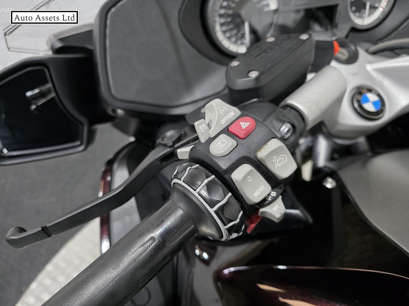 BMW R 1200 RT 1200 LE Sports Tourer Petrol Manual Euro 4 (125 ps)