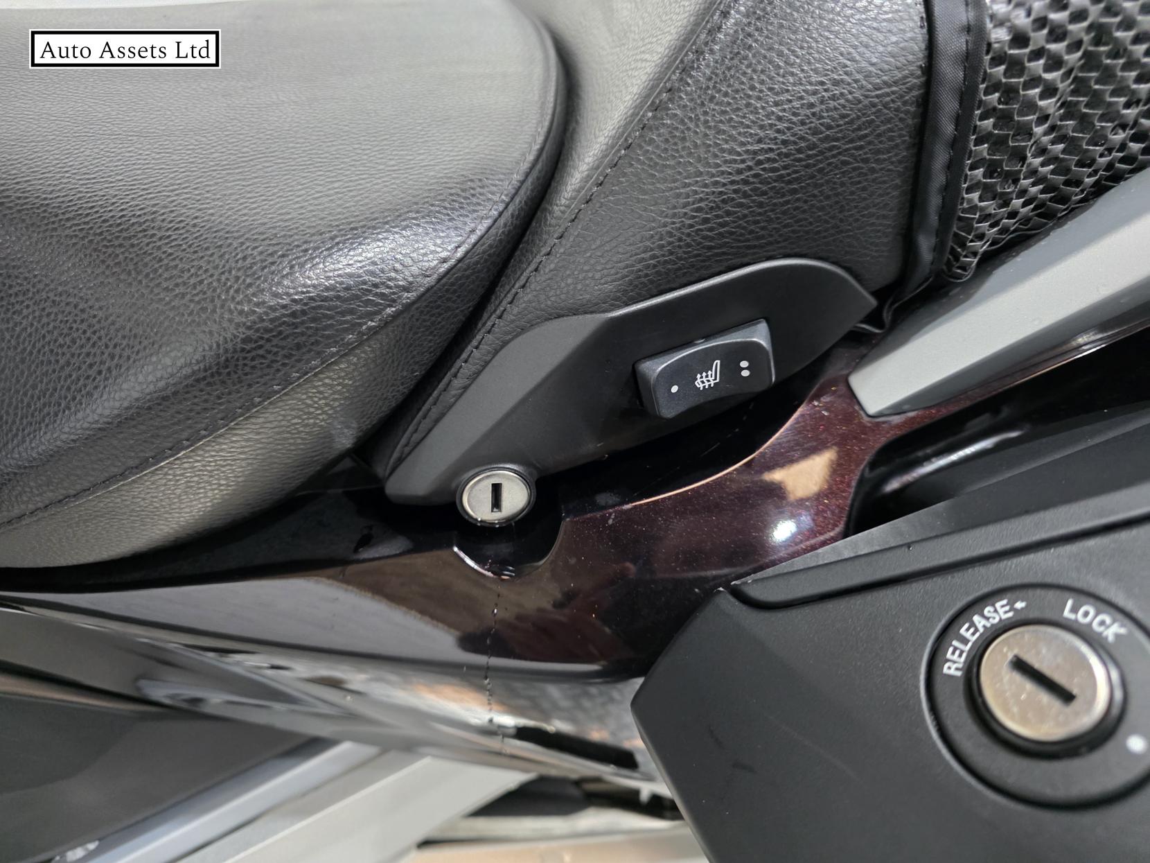 BMW R 1200 RT 1200 LE Sports Tourer Petrol Manual Euro 4 (125 ps)