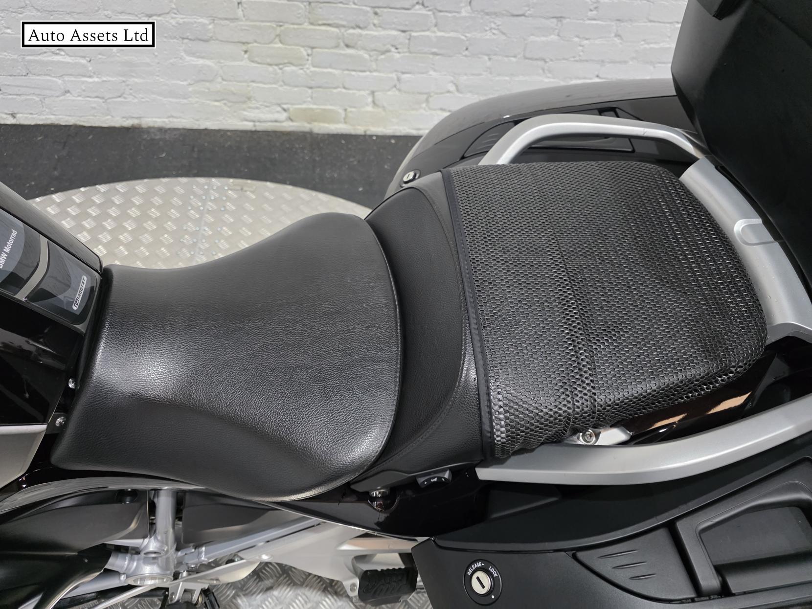 BMW R 1200 RT 1200 LE Sports Tourer Petrol Manual Euro 4 (125 ps)