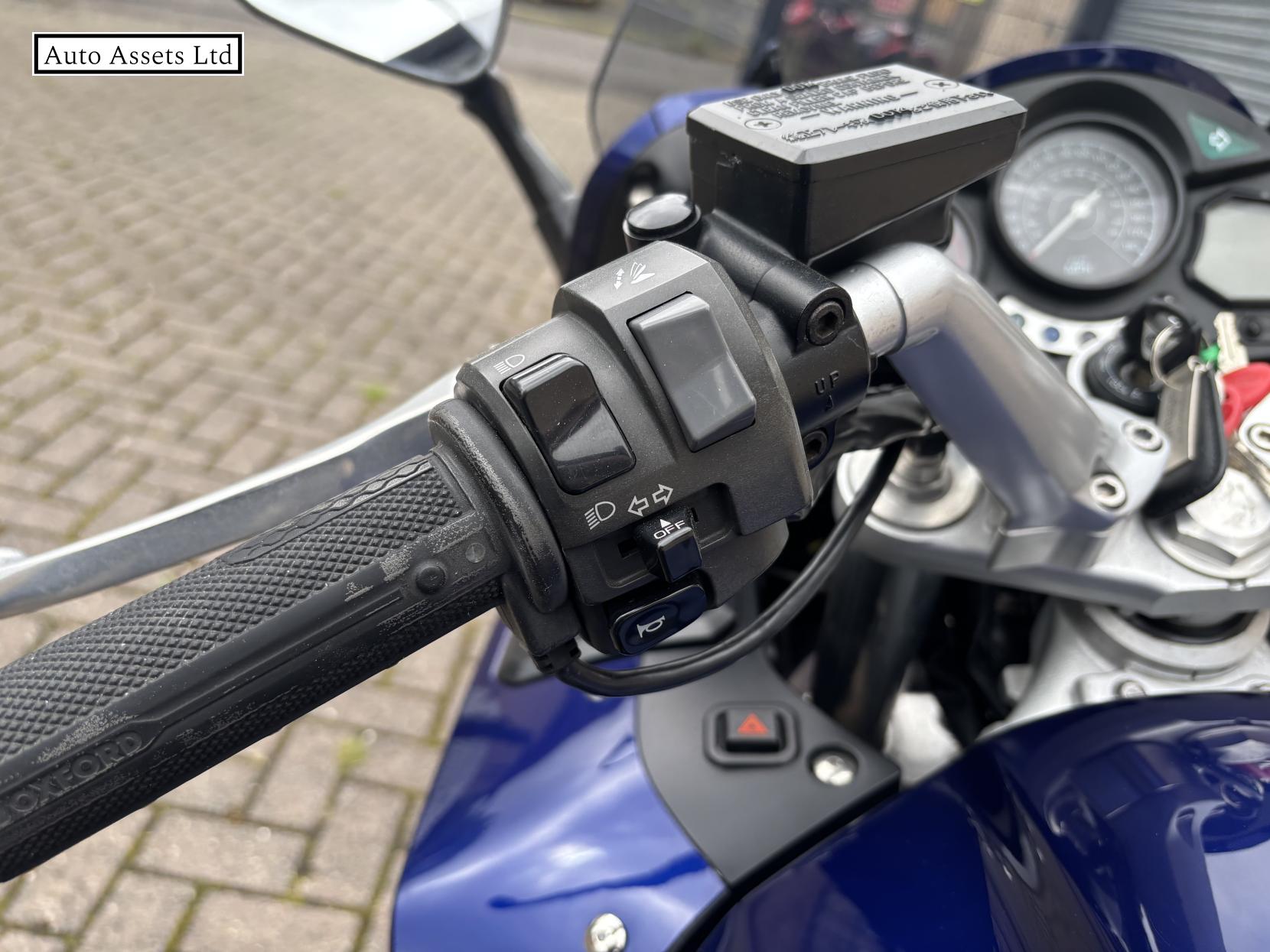Yamaha FJR1300 1300 A Tourer Petrol Manual (147 ps)