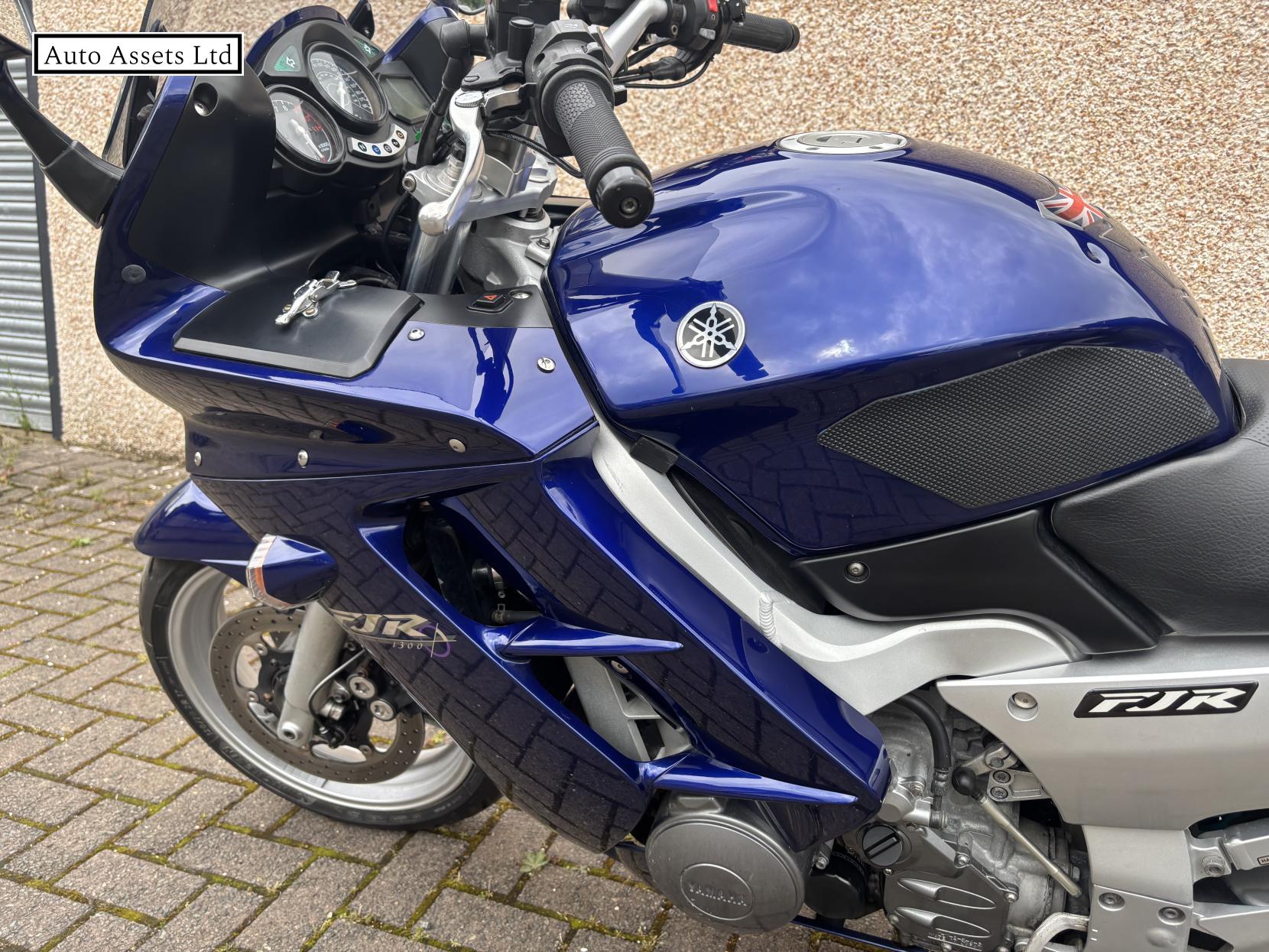 Yamaha FJR1300 1300 A Tourer Petrol Manual (147 ps)
