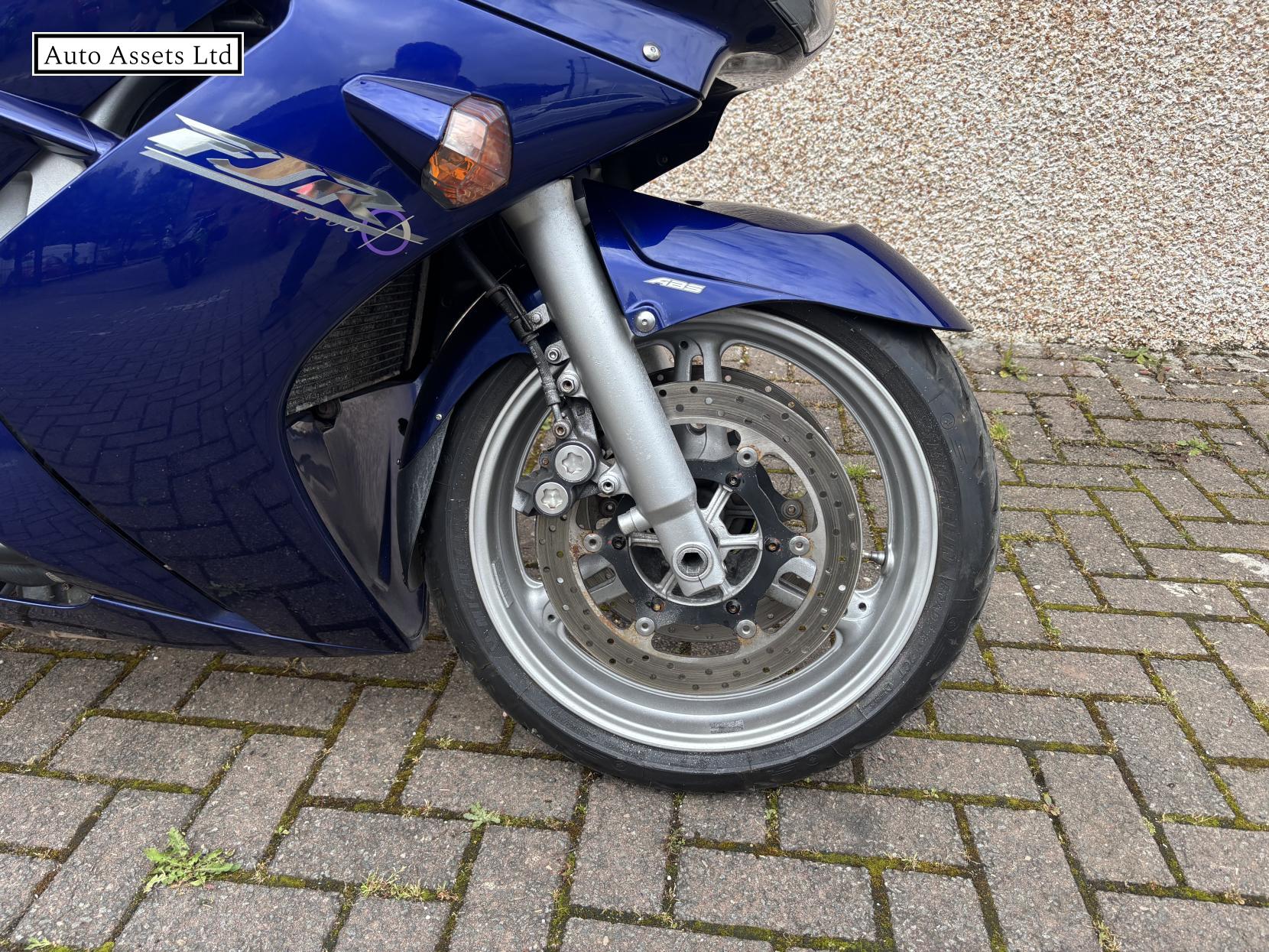 Yamaha FJR1300 1300 A Tourer Petrol Manual (147 ps)