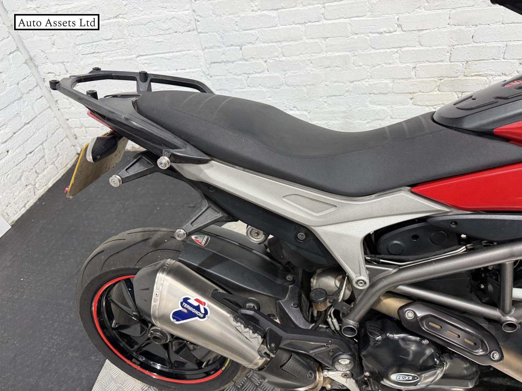Ducati Hyperstrada 821 821 Naked Petrol Manual Euro 3 (104 ps)