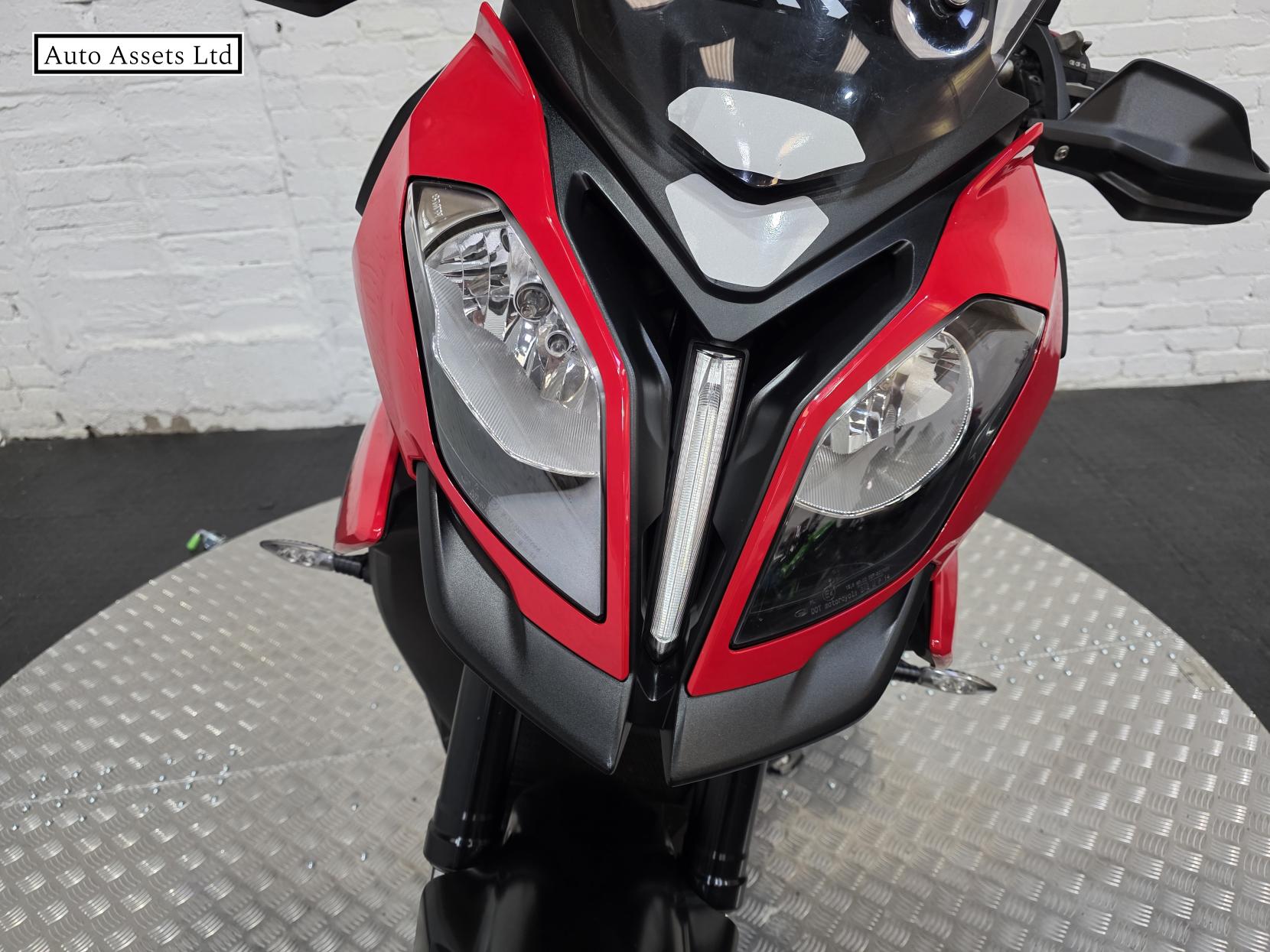 BMW S 1000 XR 1000 Sport Sports Tourer Petrol Manual Euro 4 (164 ps)