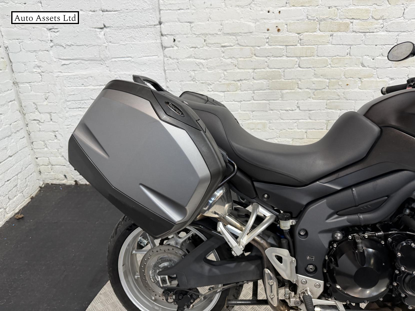 Triumph Tiger 1050 1050 Sport Adventure Petrol Manual (125 ps)