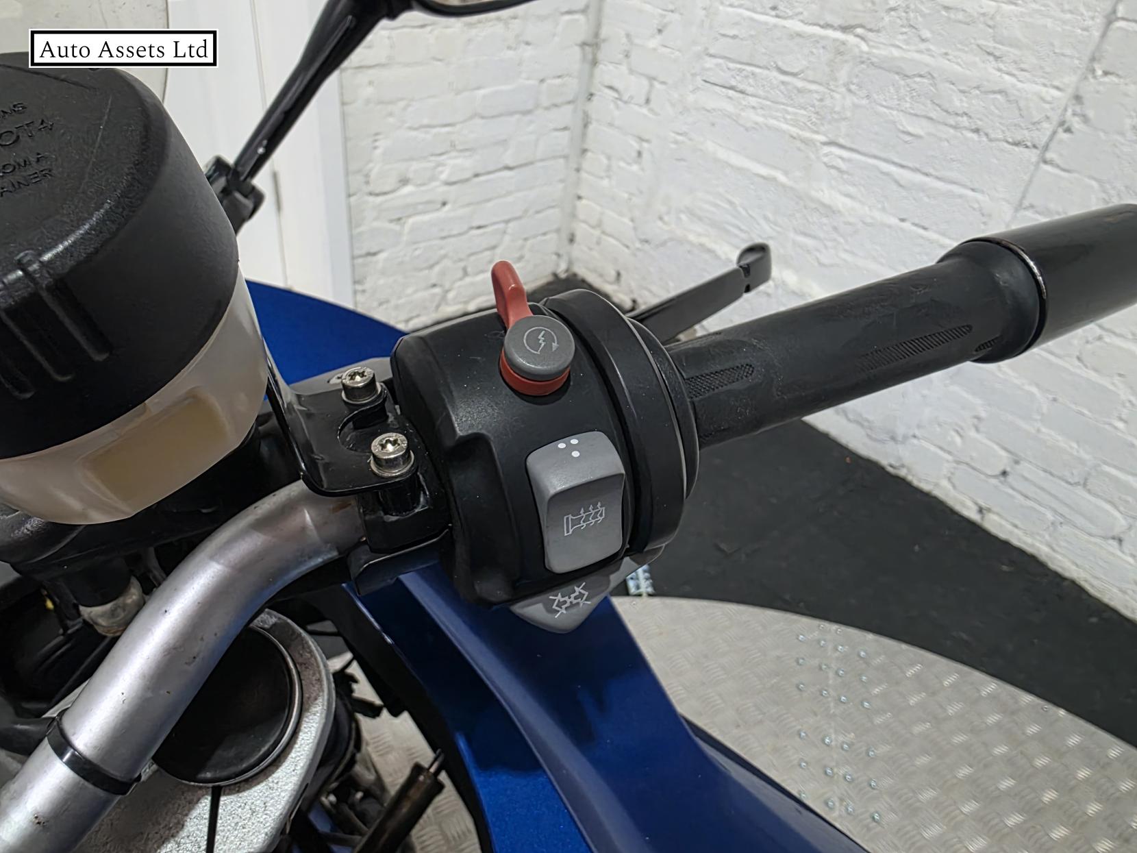 BMW F 800 ST 800 ST Petrol Manual (85 bhp)