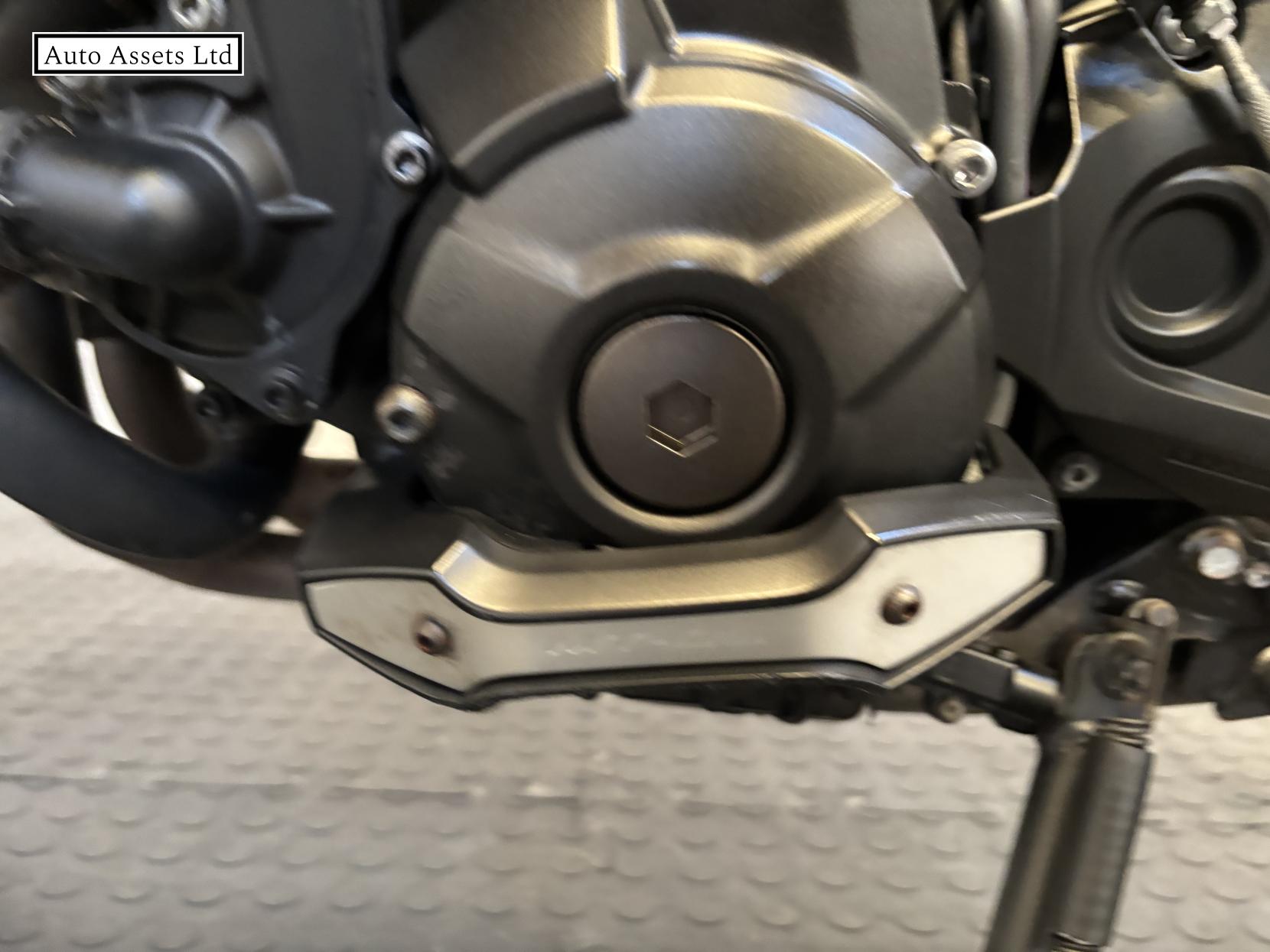 Yamaha TRACER 900 900 ABS Adventure Petrol Manual (115 ps)