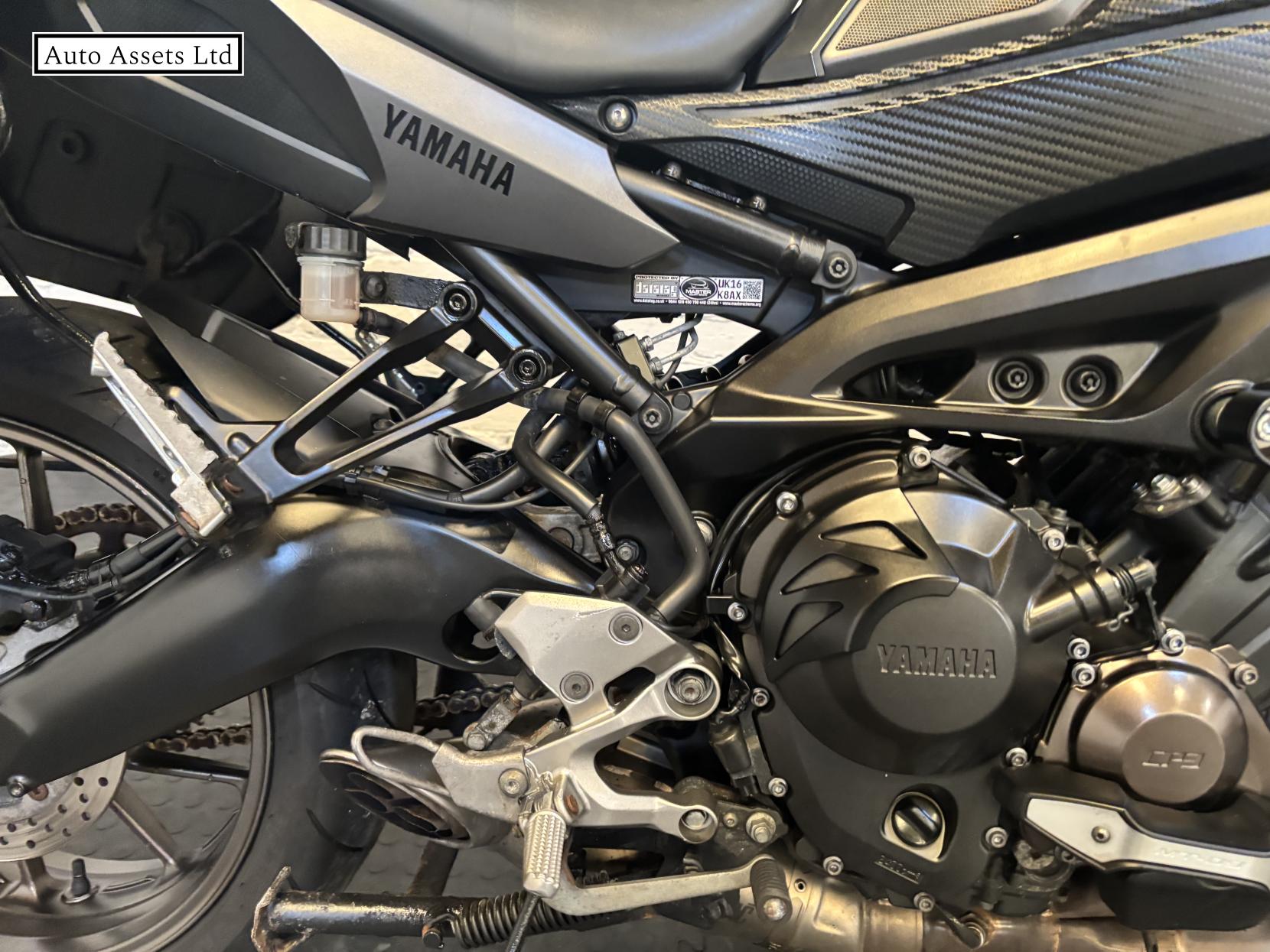 Yamaha TRACER 900 900 ABS Adventure Petrol Manual (115 ps)