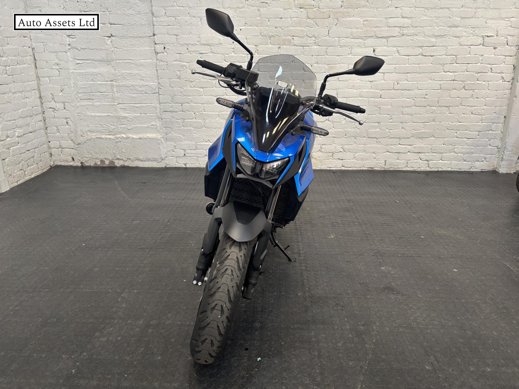 Honda CB750 Hornet 750 Naked Petrol Manual Euro 5 (91 ps)