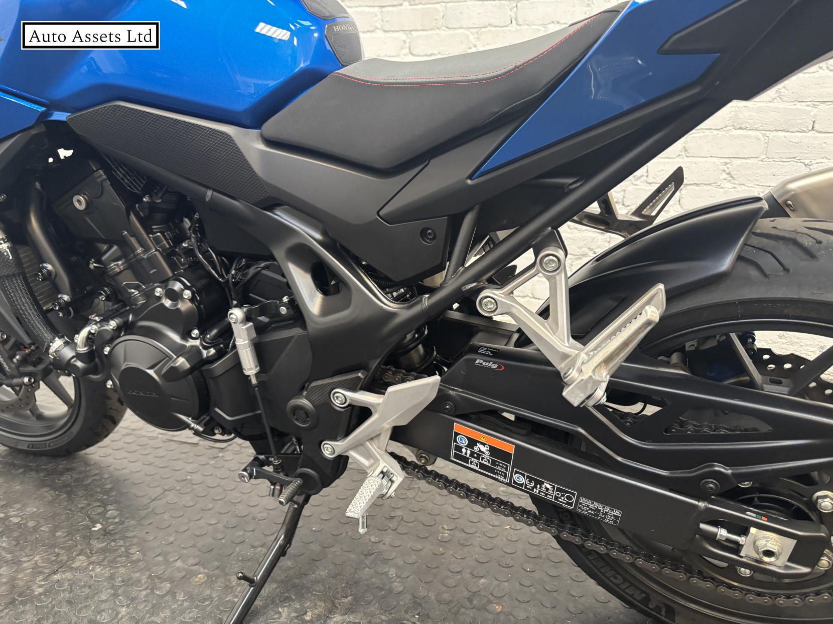 Honda CB750 Hornet 750 Naked Petrol Manual Euro 5 (91 ps)