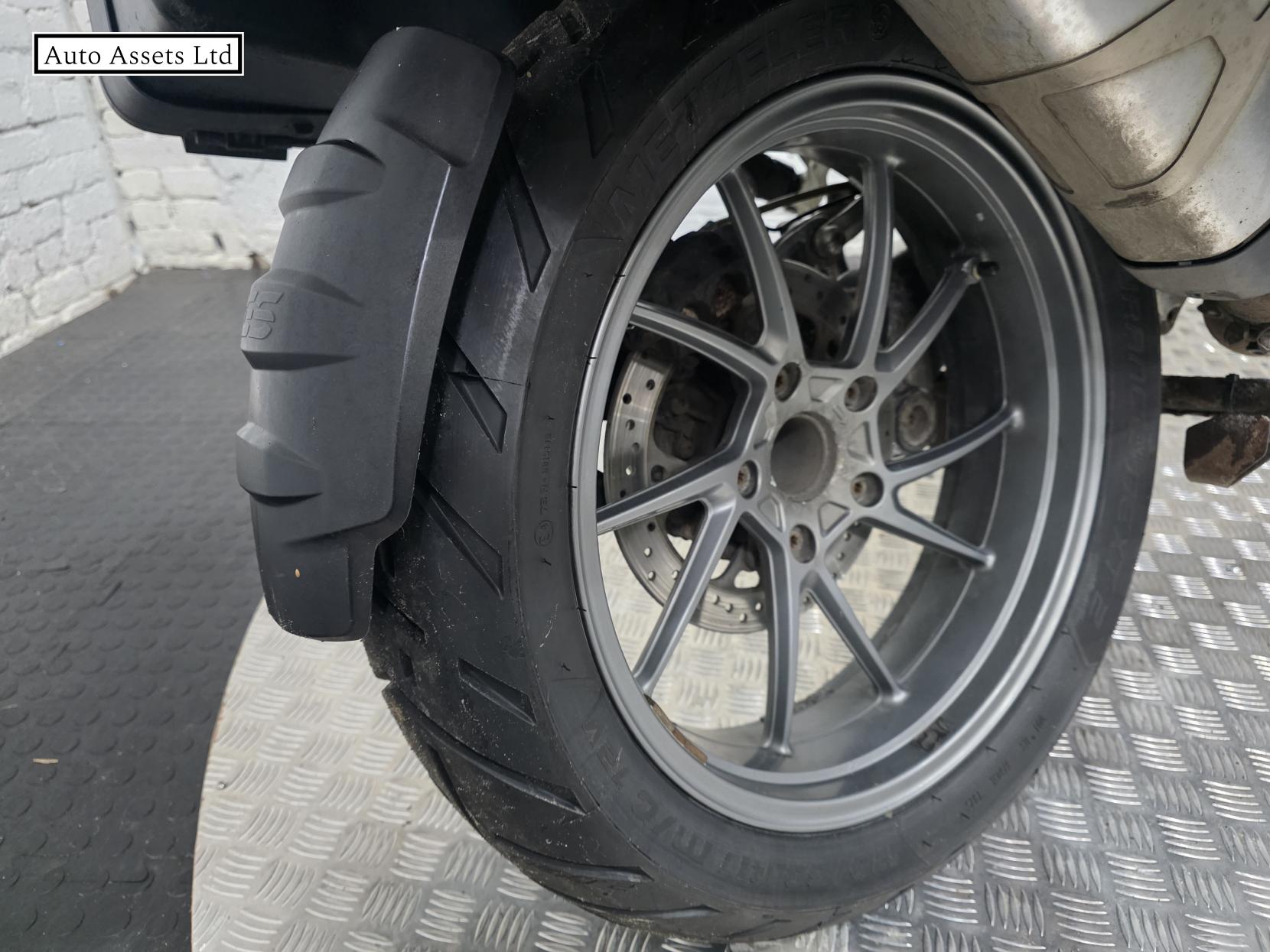 BMW R 1200 GS 1200 Adventure Petrol Manual (104 ps)