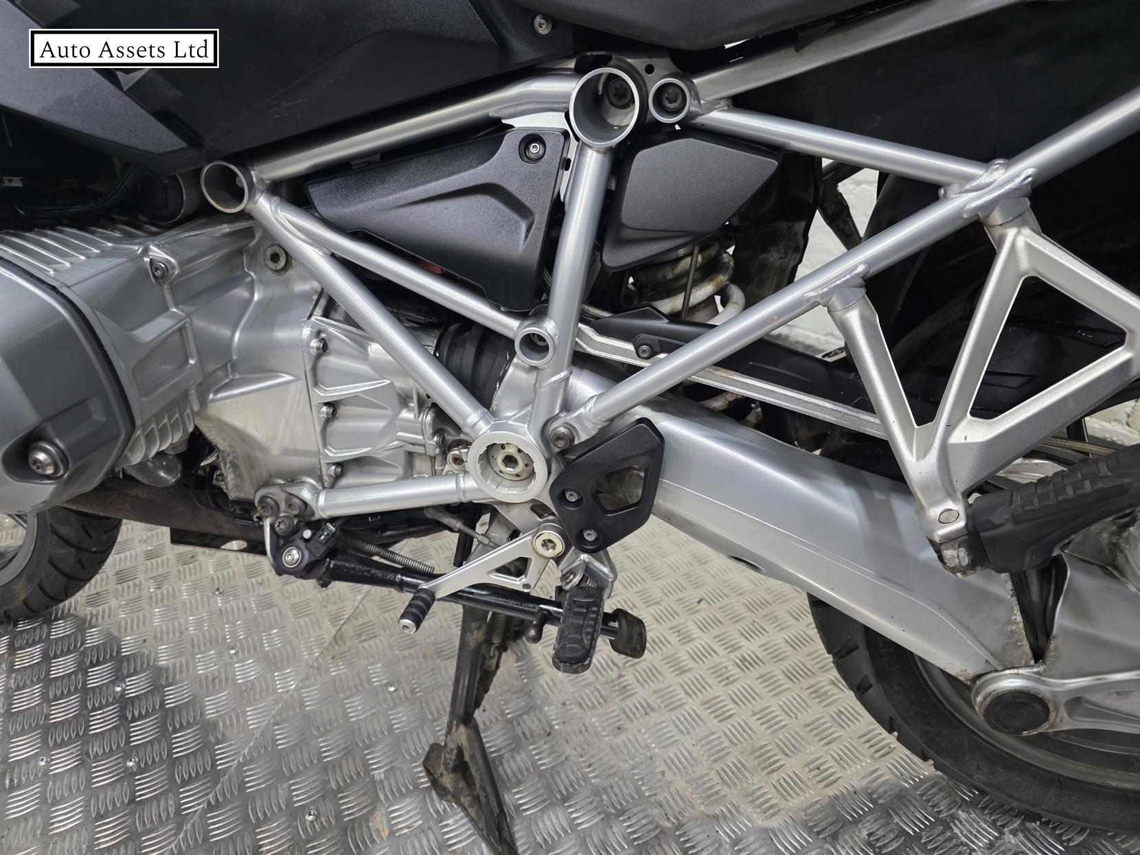 BMW R 1200 GS 1200 Adventure Petrol Manual (104 ps)