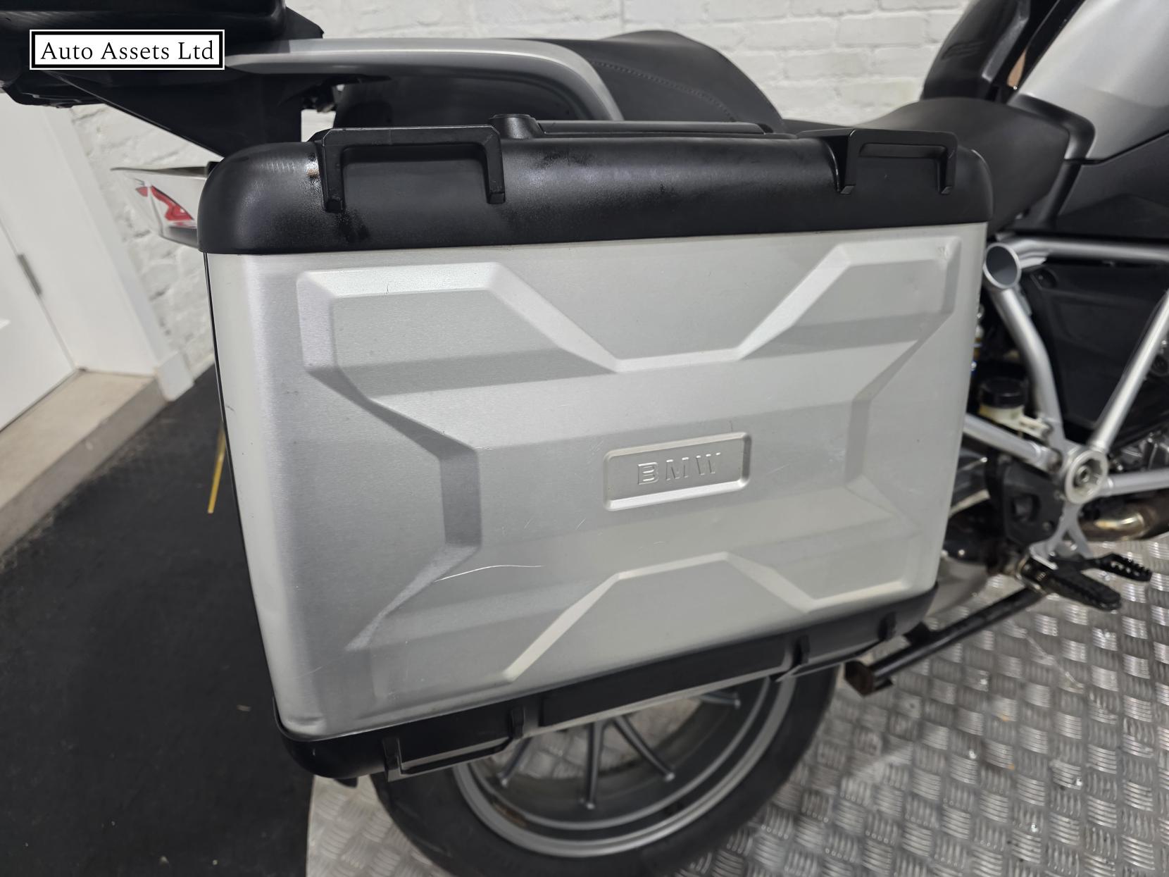 BMW R 1200 GS 1200 Adventure Petrol Manual (104 ps)