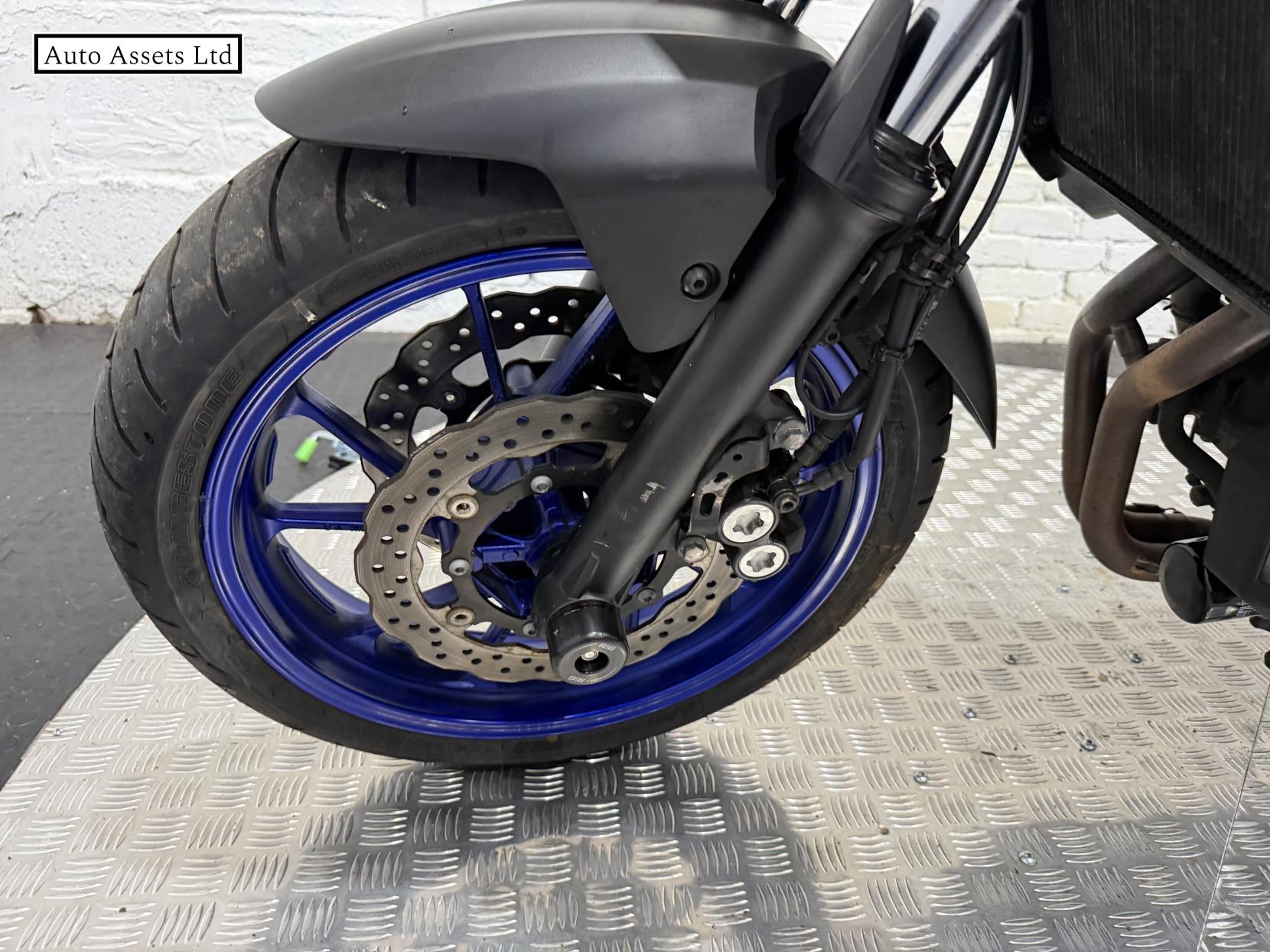 Yamaha MT-07 700 ABS Hyper-naked Petrol Manual Euro 4 (75 ps)