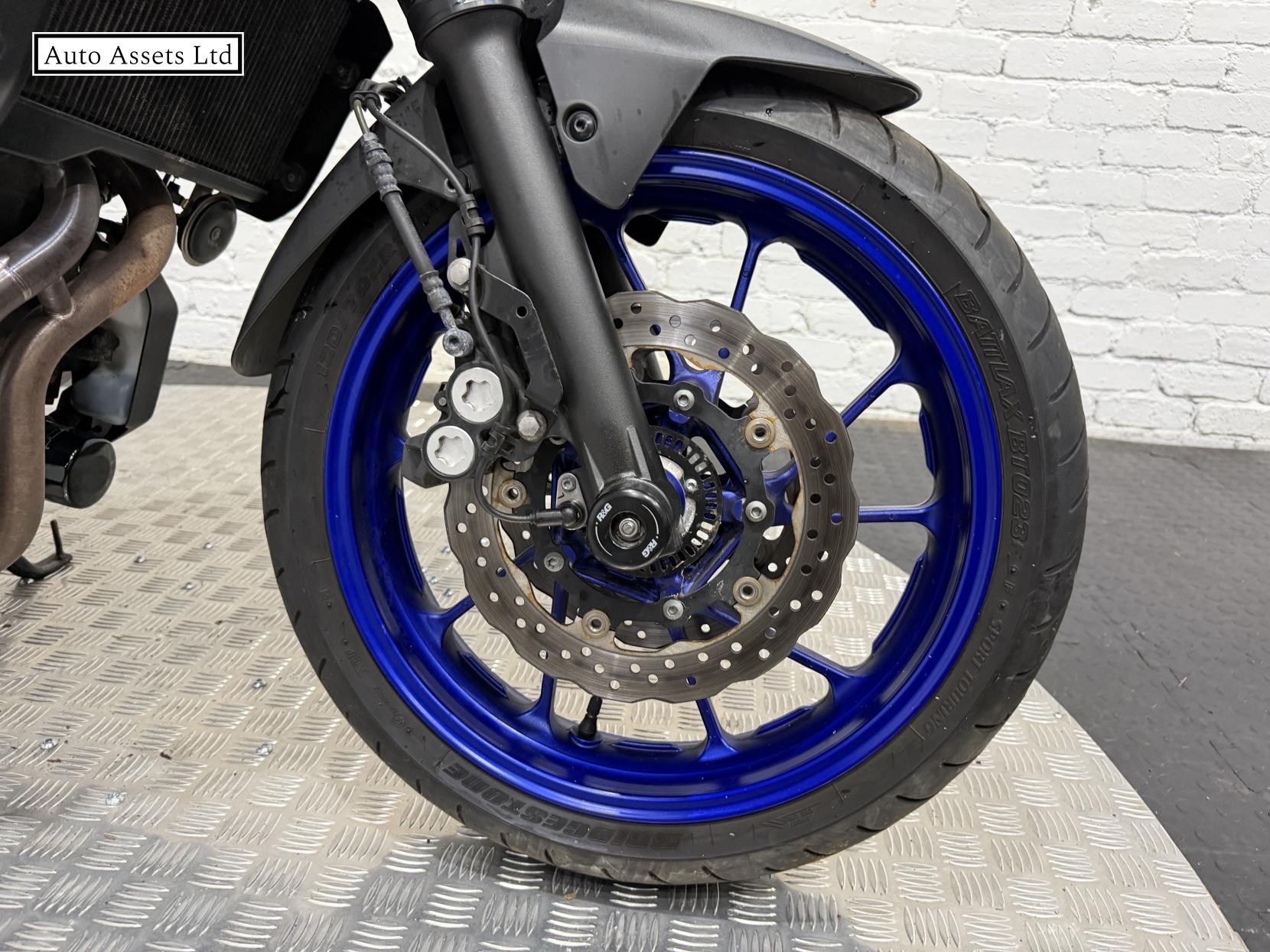 Yamaha MT-07 700 ABS Hyper-naked Petrol Manual Euro 4 (75 ps)