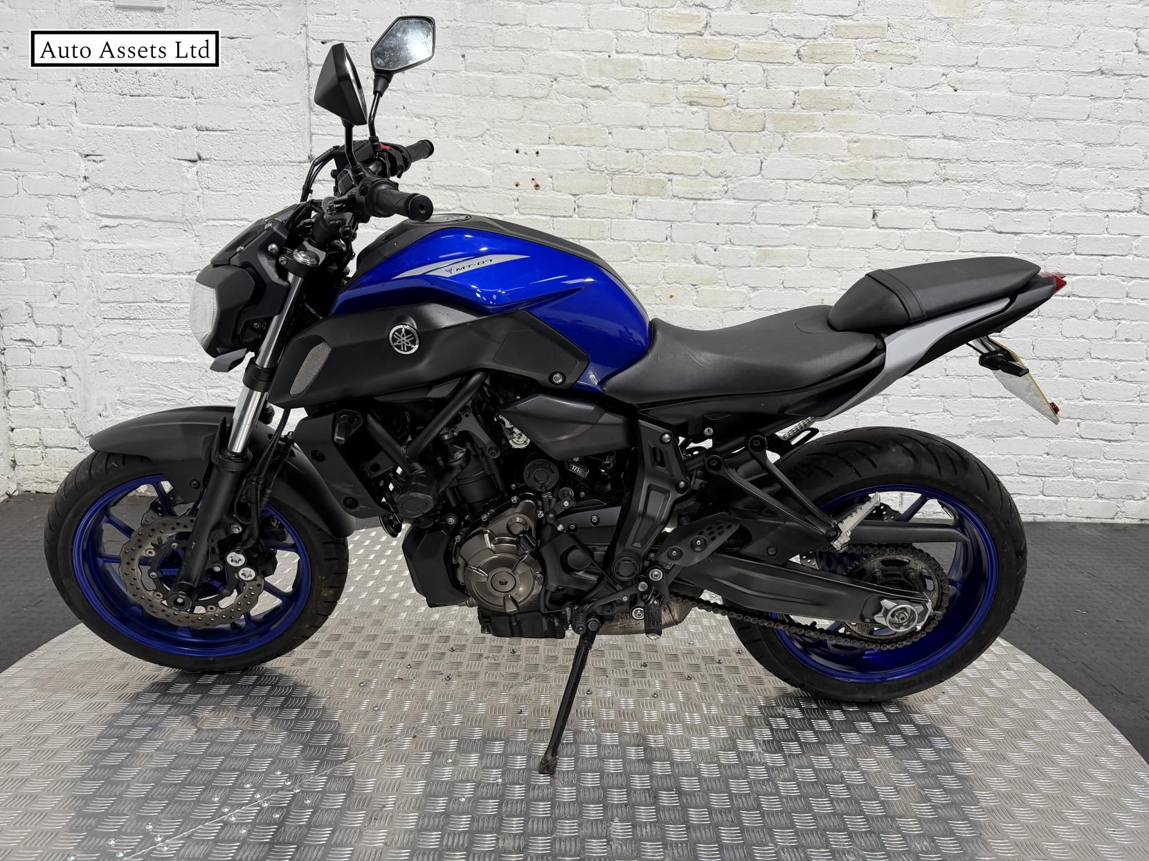 Yamaha MT-07 700 ABS Hyper-naked Petrol Manual Euro 4 (75 ps)
