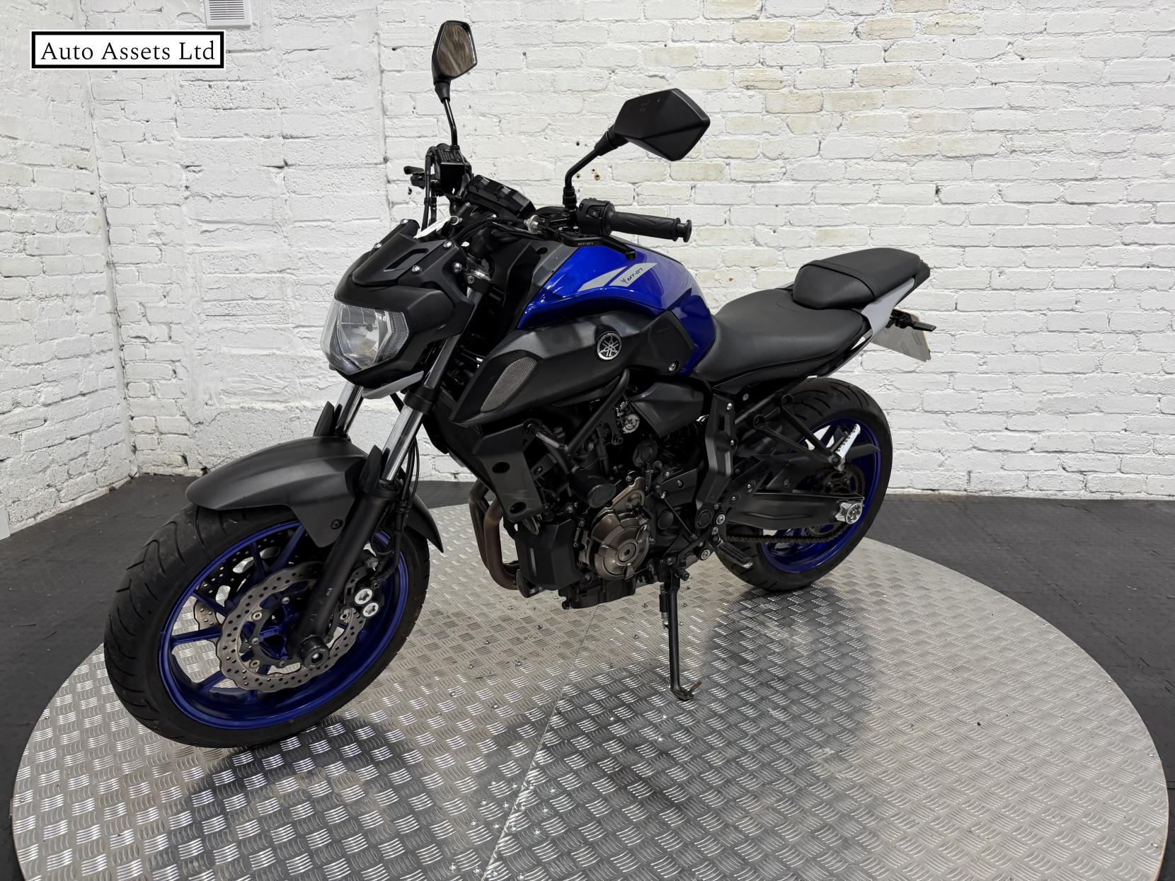 Yamaha MT-07 700 ABS Hyper-naked Petrol Manual Euro 4 (75 ps)