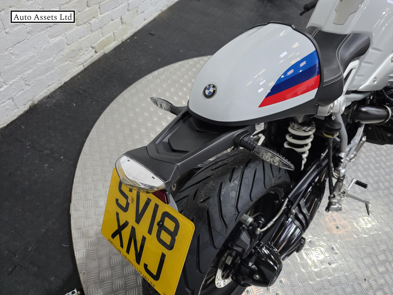 BMW R nineT Racer 1170 Roadster/Retro Petrol Manual Euro 4 (110 ps)
