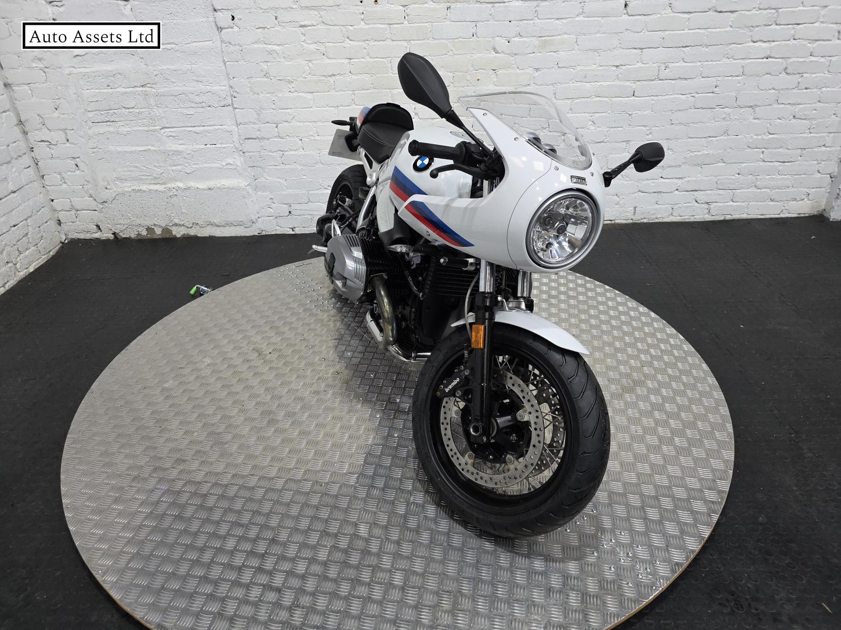 BMW R nineT Racer 1170 Roadster/Retro Petrol Manual Euro 4 (110 ps)