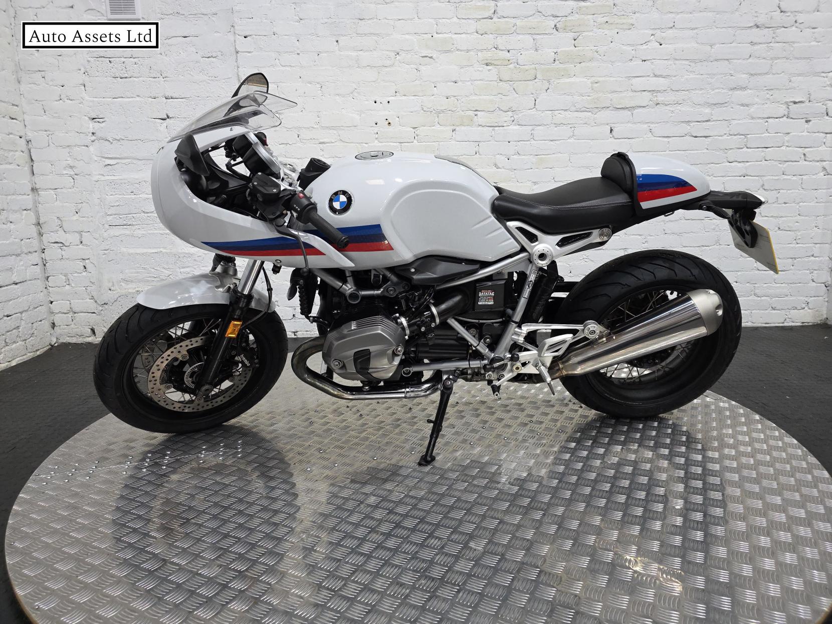BMW R nineT Racer 1170 Roadster/Retro Petrol Manual Euro 4 (110 ps)
