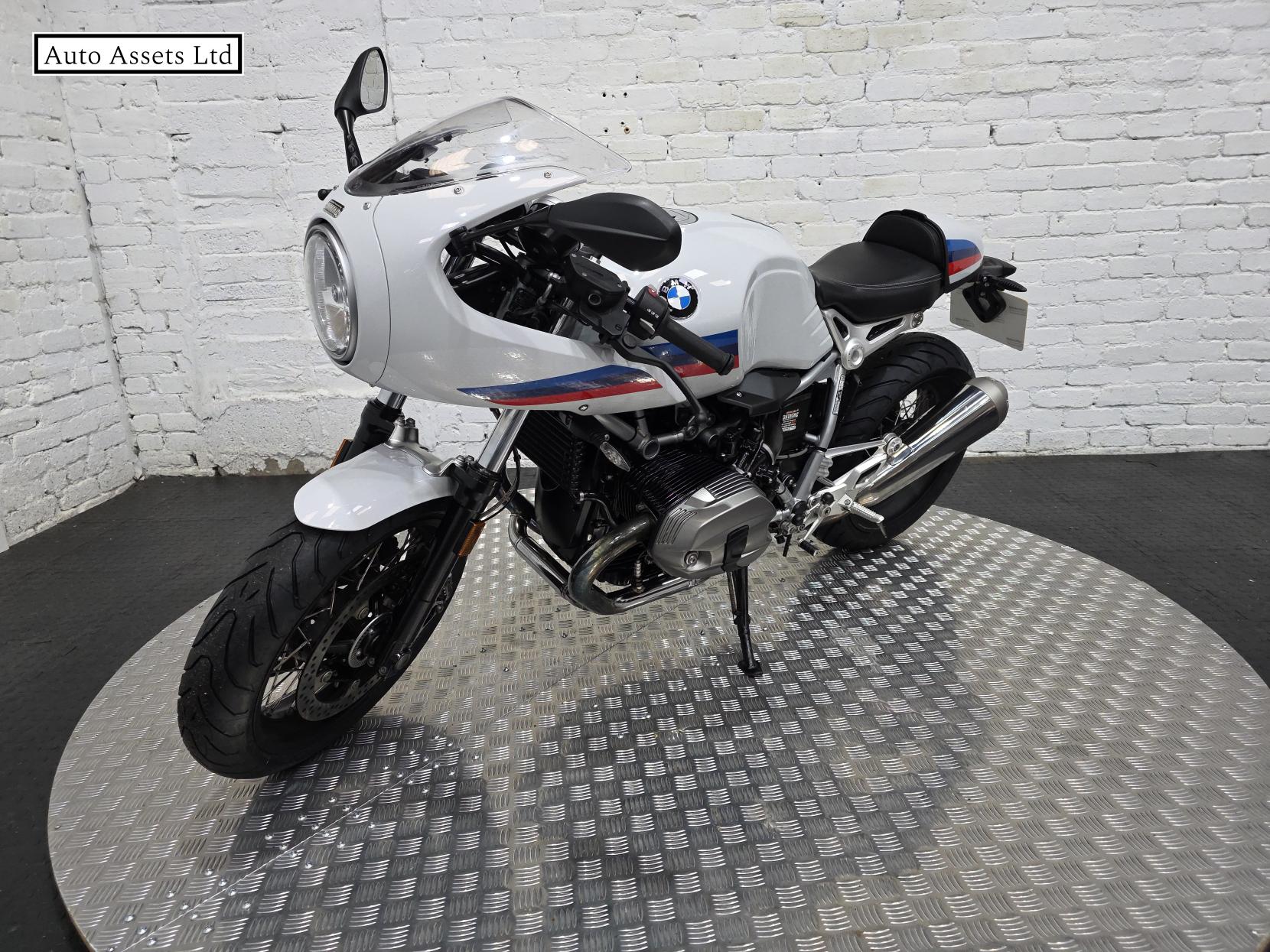 BMW R nineT Racer 1170 Roadster/Retro Petrol Manual Euro 4 (110 ps)