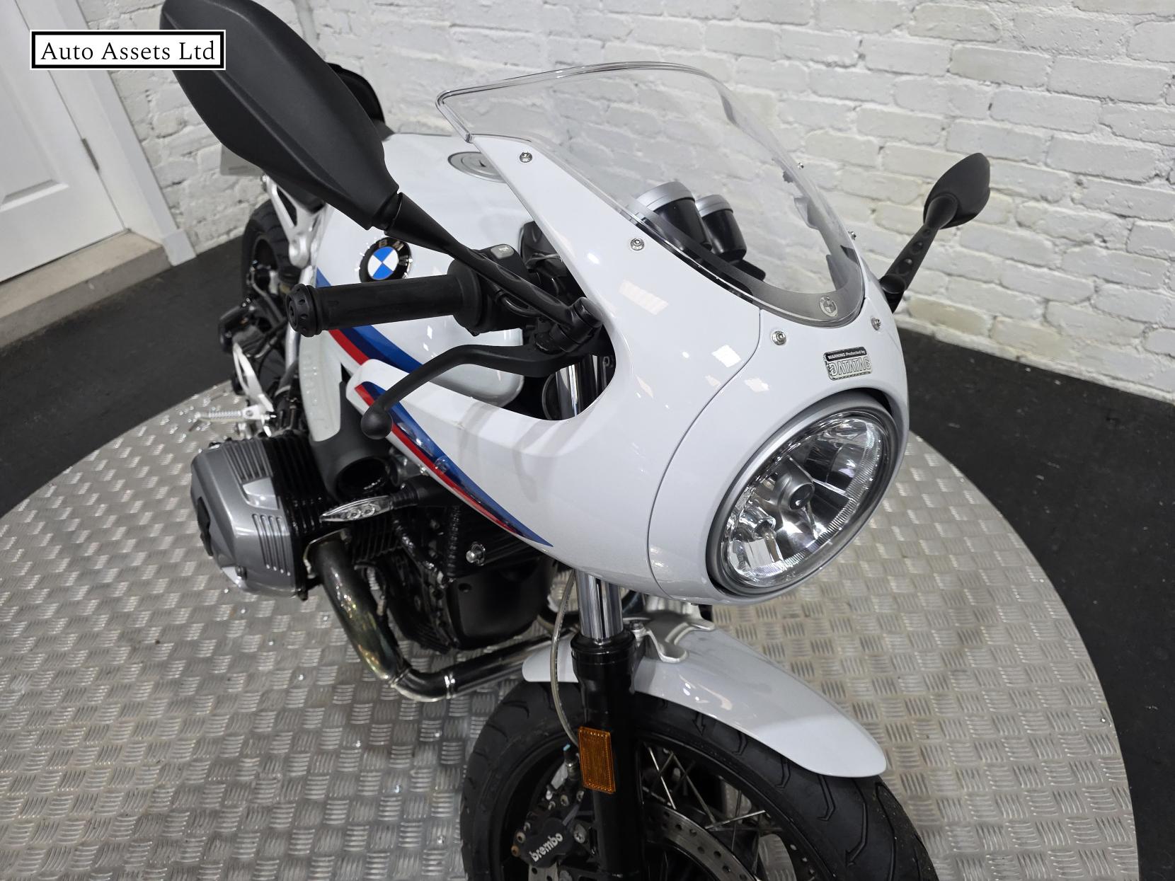 BMW R nineT Racer 1170 Roadster/Retro Petrol Manual Euro 4 (110 ps)