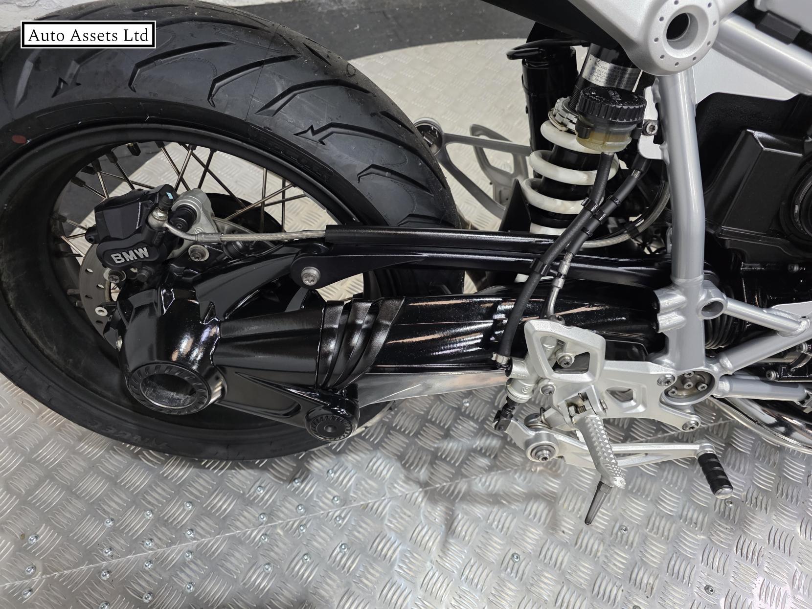 BMW R nineT Racer 1170 Roadster/Retro Petrol Manual Euro 4 (110 ps)